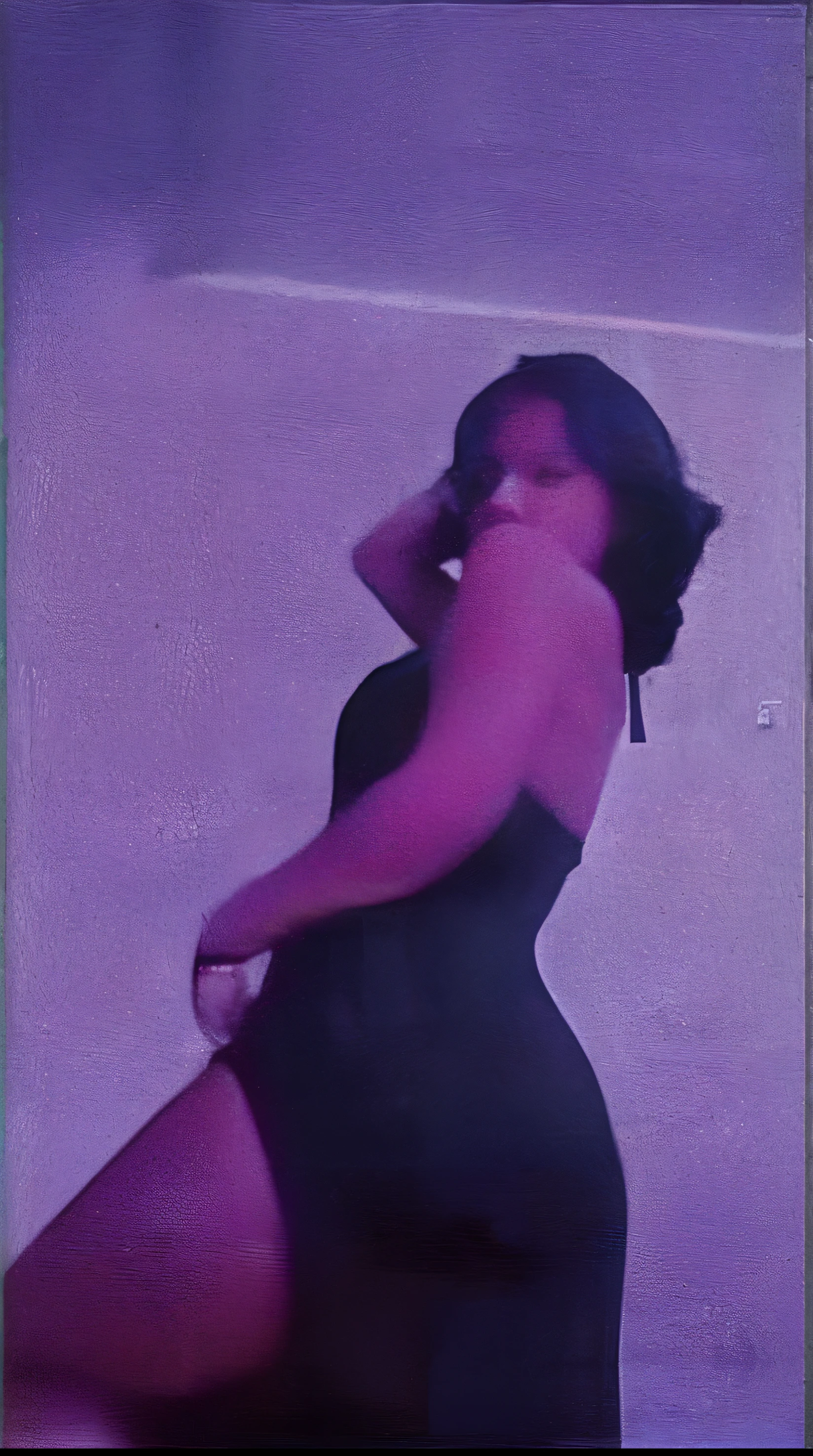 8K, Mejor calidad, Obra maestra, Ultra high resolution, (Realism: 1.4), Foto original, (Textura de piel realista: 1.3), (film grain: 1.3), (Selfie angle), 1 chica, Hermosos ojos y detalles de la cara, Obra maestra, Mejor calidad, de cerca, parte superior del cuerpo, mirando al espectador