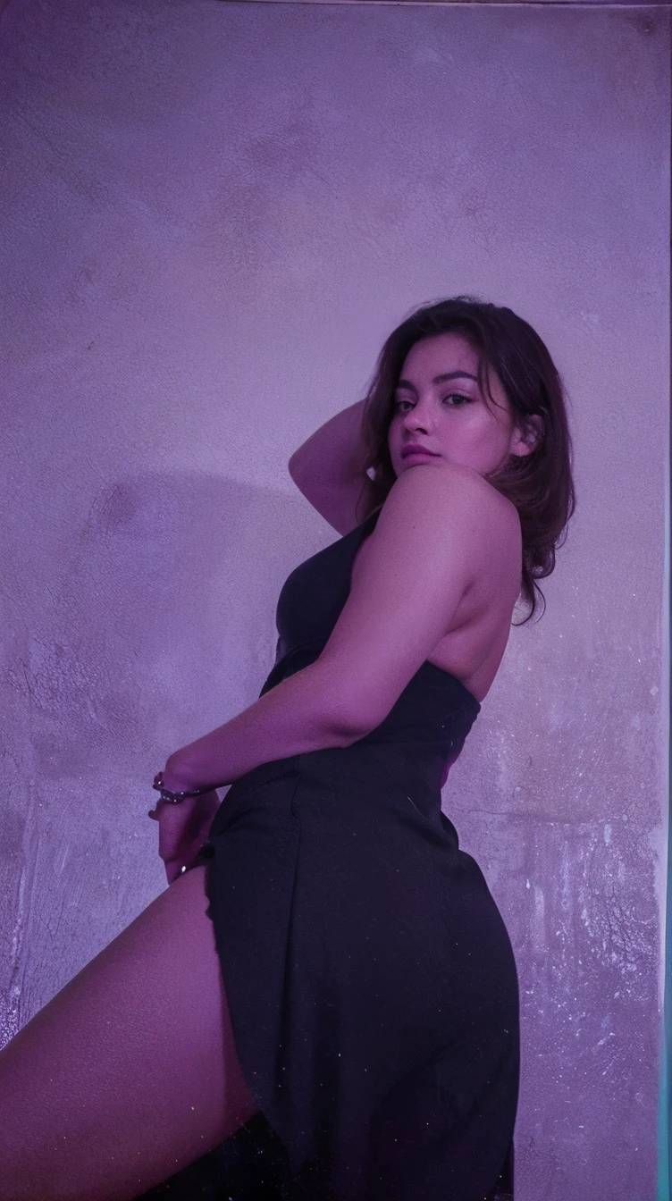 8K, Mejor calidad, Obra maestra, Ultra high resolution, (Realism: 1.4), Foto original, (Textura de piel realista: 1.3), (film grain: 1.3), (Selfie angle), 1 chica, Hermosos ojos y detalles de la cara, Obra maestra, Mejor calidad, de cerca, parte superior del cuerpo, mirando al espectador