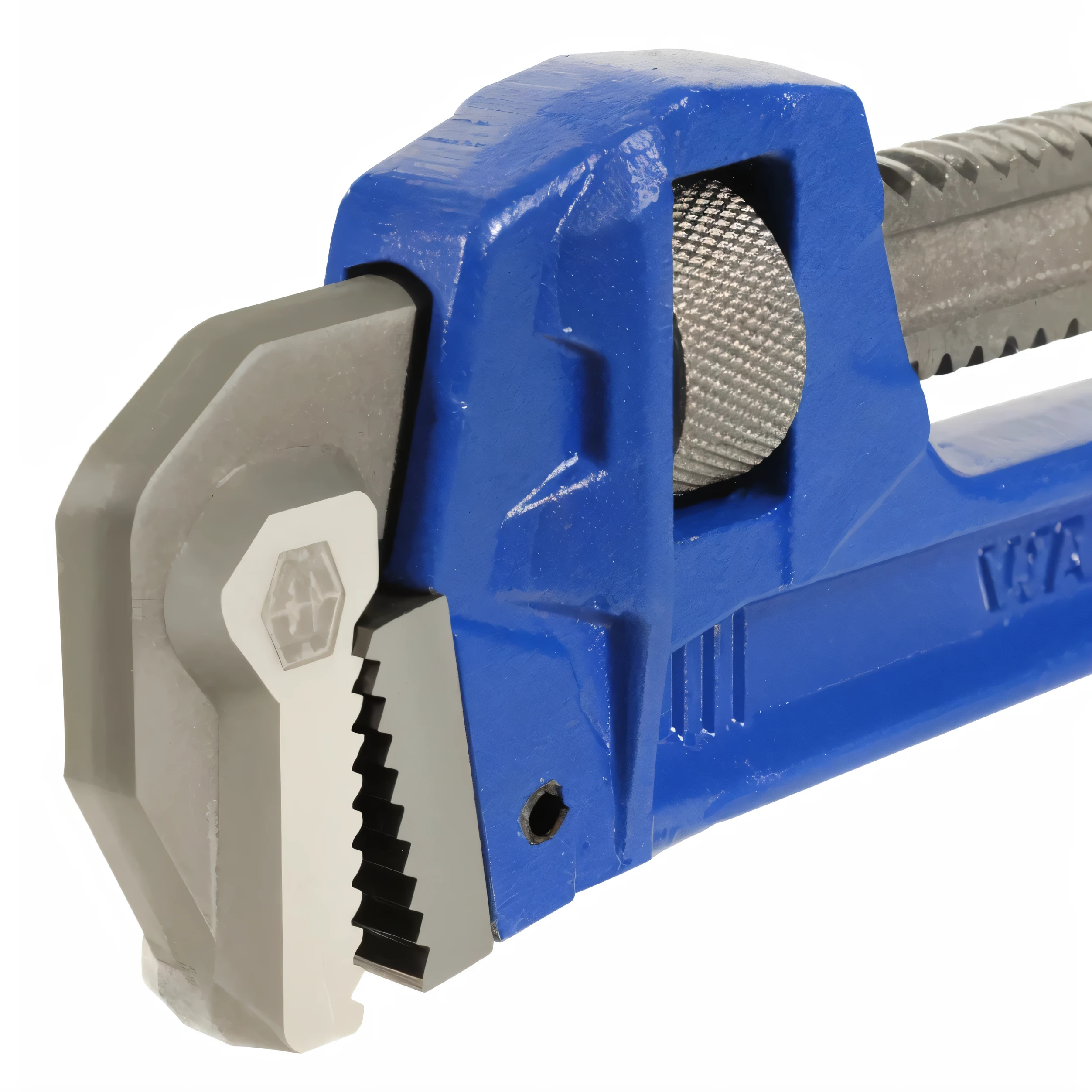 Blue pipe cutting machine close-up，上面有一个wrench, Product close-up photos, High-detail product photos, wrench, 2 1 0 mm, 2 0 0 mm, 200mm, Detailed zoom photos, 200mm, Detailed product photos, high angle close-up shot, Gaunt side view close-up, medium close-up