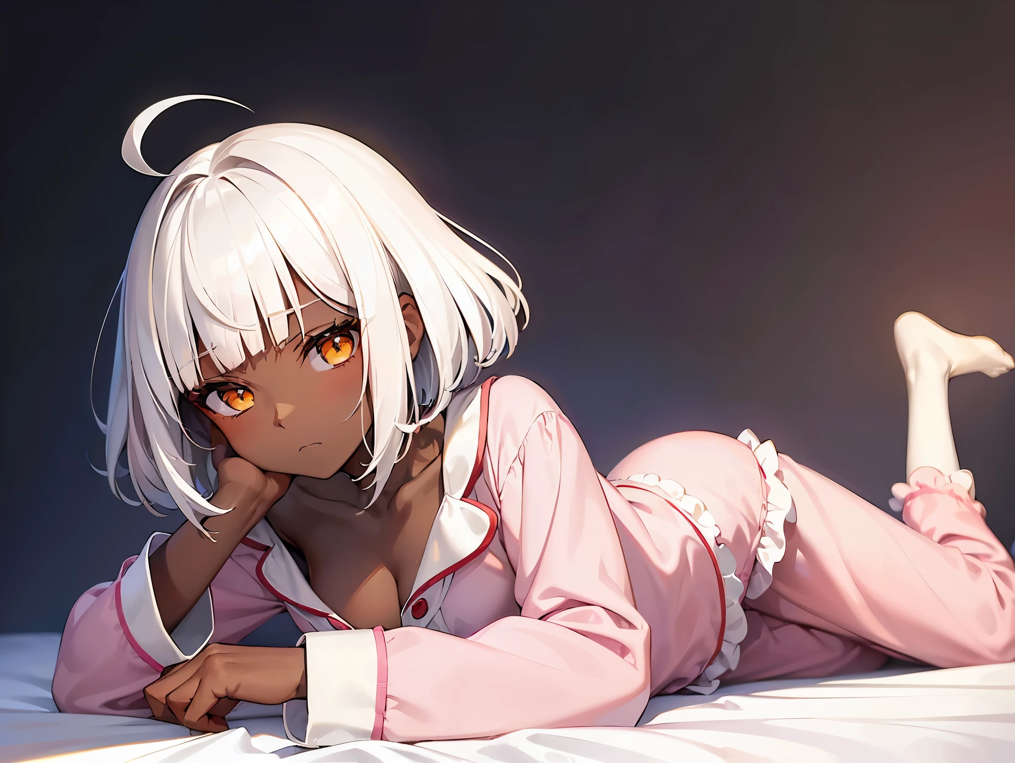 Cimematic vision, nigth, ((1girl)), (ta), ((((Dark skin)))), ((((short white hair)))), (((blunt bangs))), yellow eyes, ((cabelo emaranhado)), ((((no expression)))), Sonolenta, ((ahoge)), (((wearing pink pajamas))), desleixada, ((melhor qualidade)), ((obra de arte)), (detalhado), rosto perfeito, ((style novel)), ((lay down on the bed))