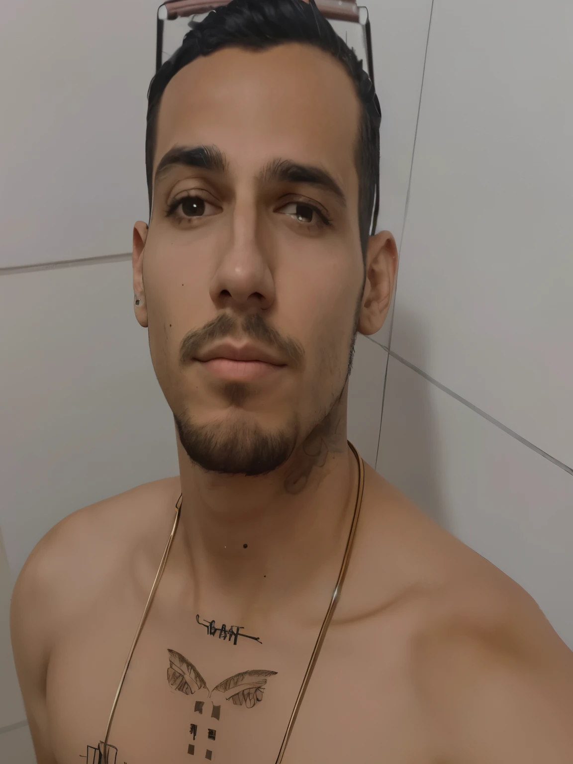 Homem com uma tatuagem no peito e um colar, caio santos, André Rios, 27 anos de idade, imagem de perfil, david rios ferreira, 23 anos, 22 anos de idade, 28 anos de idade, 2 Homem de 4 anos, icaro carvalho, taken at the beginning of 2020