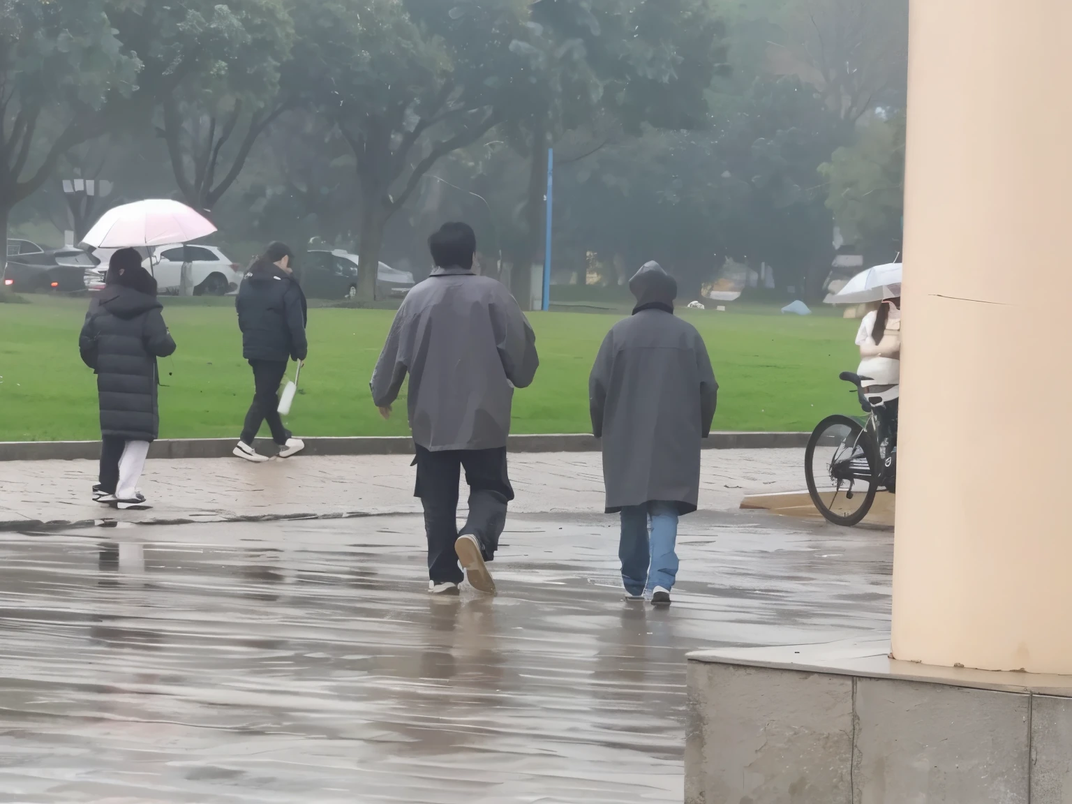couple,雨中漫步couple服装