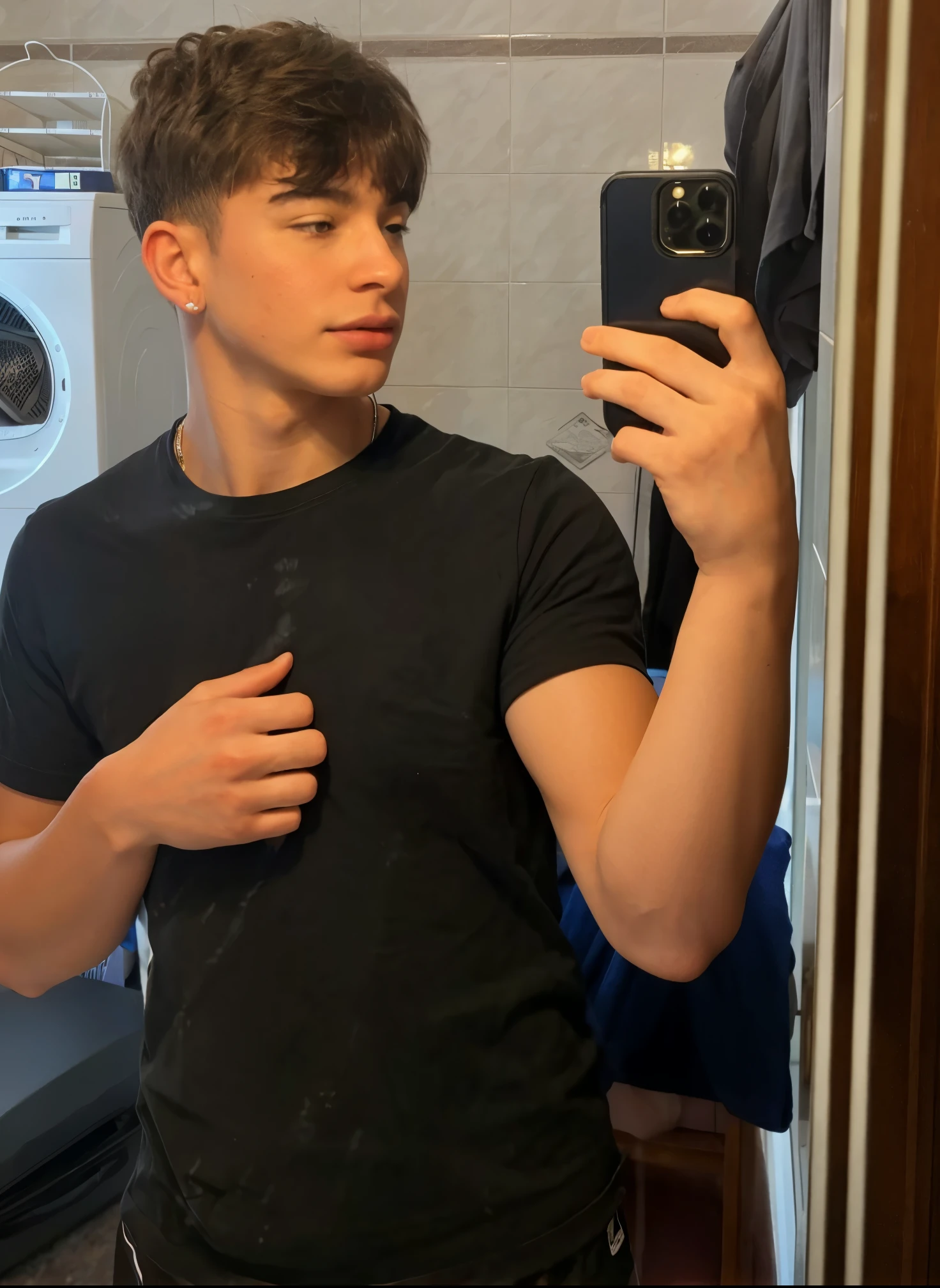 Blanco, ojos azules 