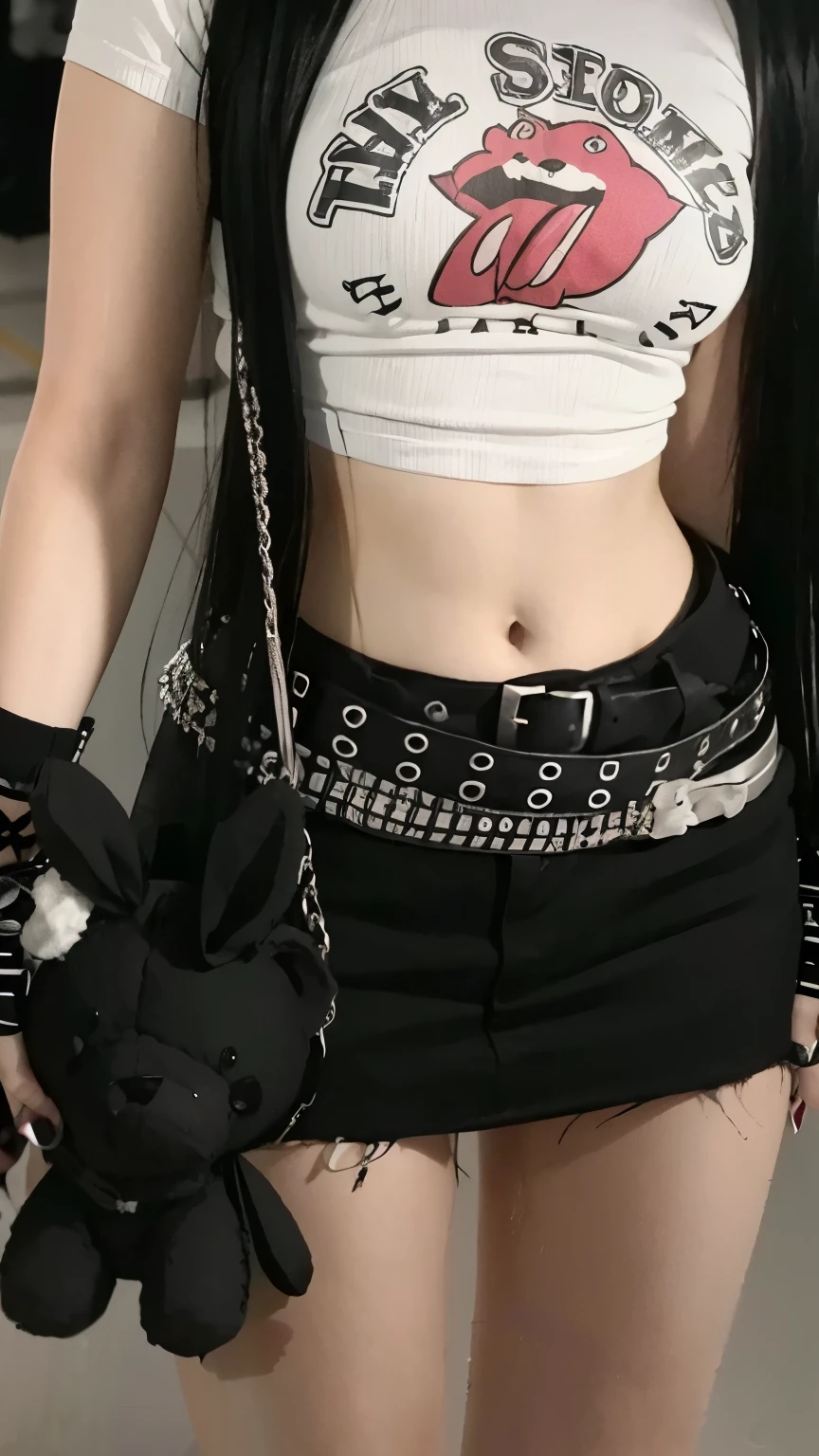 araffe girl with black hair and white shirt holding a teddy bear, a menor barriga de todos os tempos, estilo punk, goth girl aesthetic, gothic aesthetic, bolsa na cintura, estilo y2k, estilo y2k, cruel korean goth girl, Jisoo do Blackpink, cintura pequena, punk gothic clothes, her belly button is exposed, roupa punk