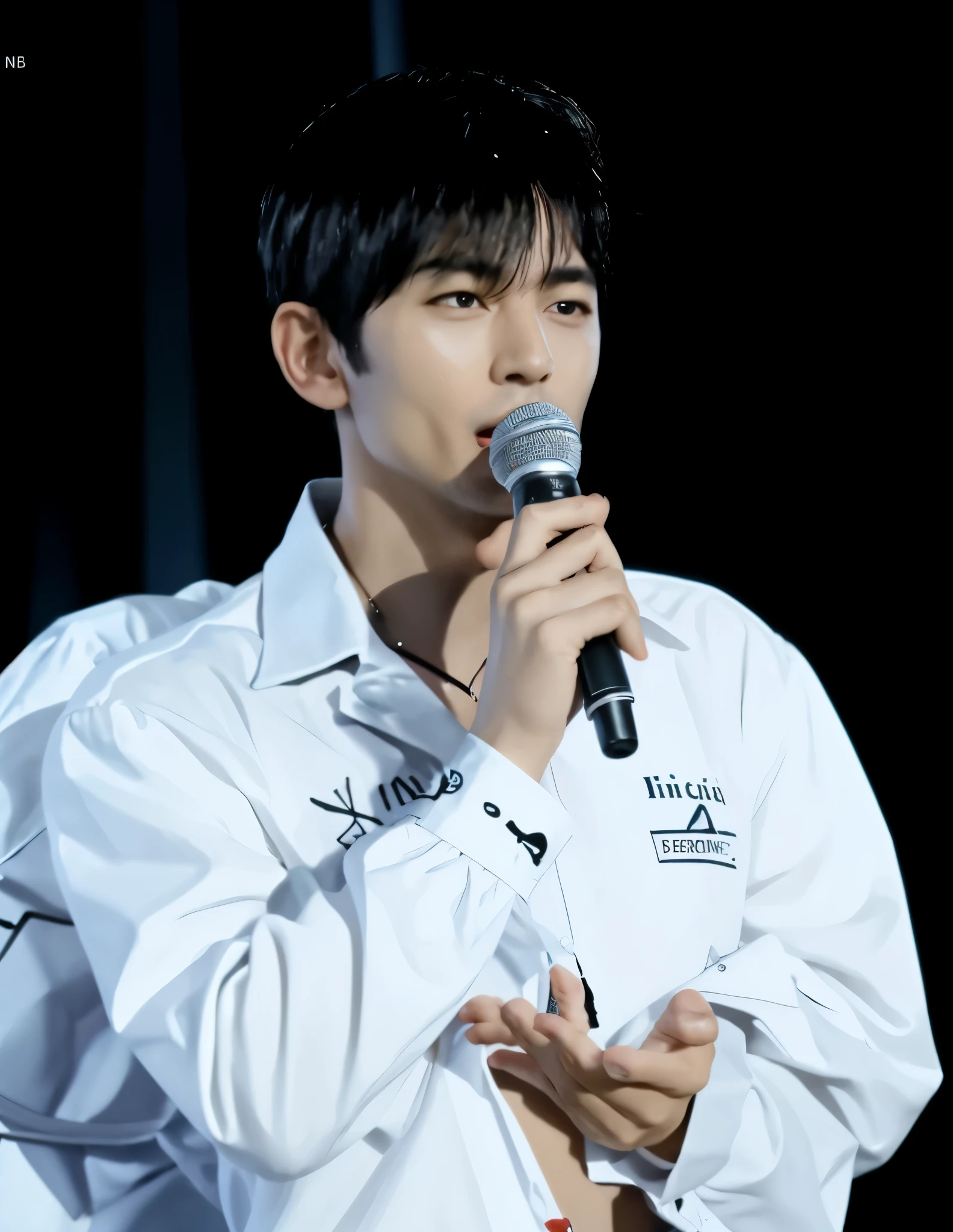 Man holding the mic