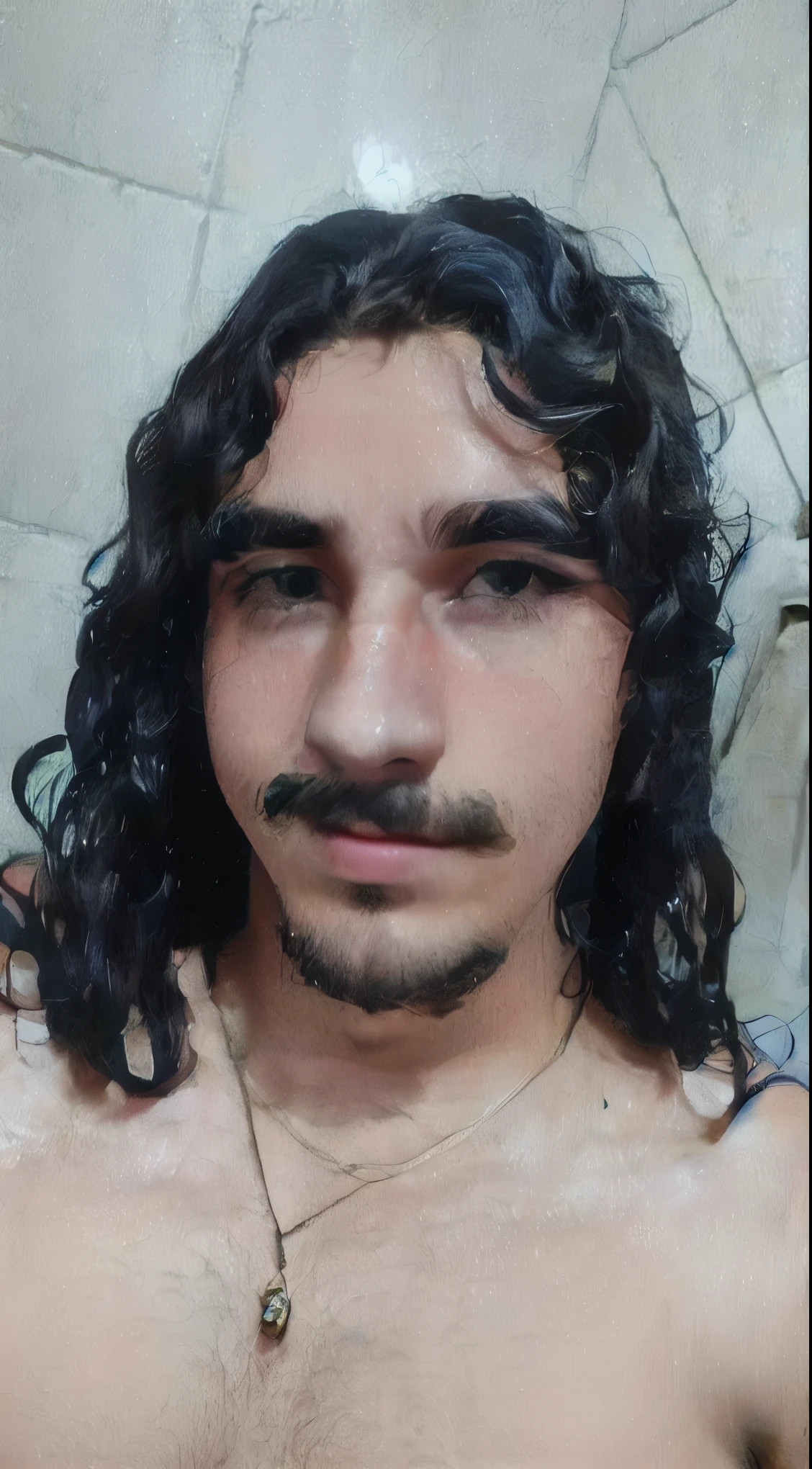 Homem com longos cabelos pretos e bigode em um banheiro, cerca de 19 anos, imagem de qualidade muito baixa, cabelo molhado, 18 anos de idade, taken at the beginning of 2020, 23 anos, 22 anos de idade, 27 anos de idade, I agree with you, 28 anos de idade, 21 anos de idade