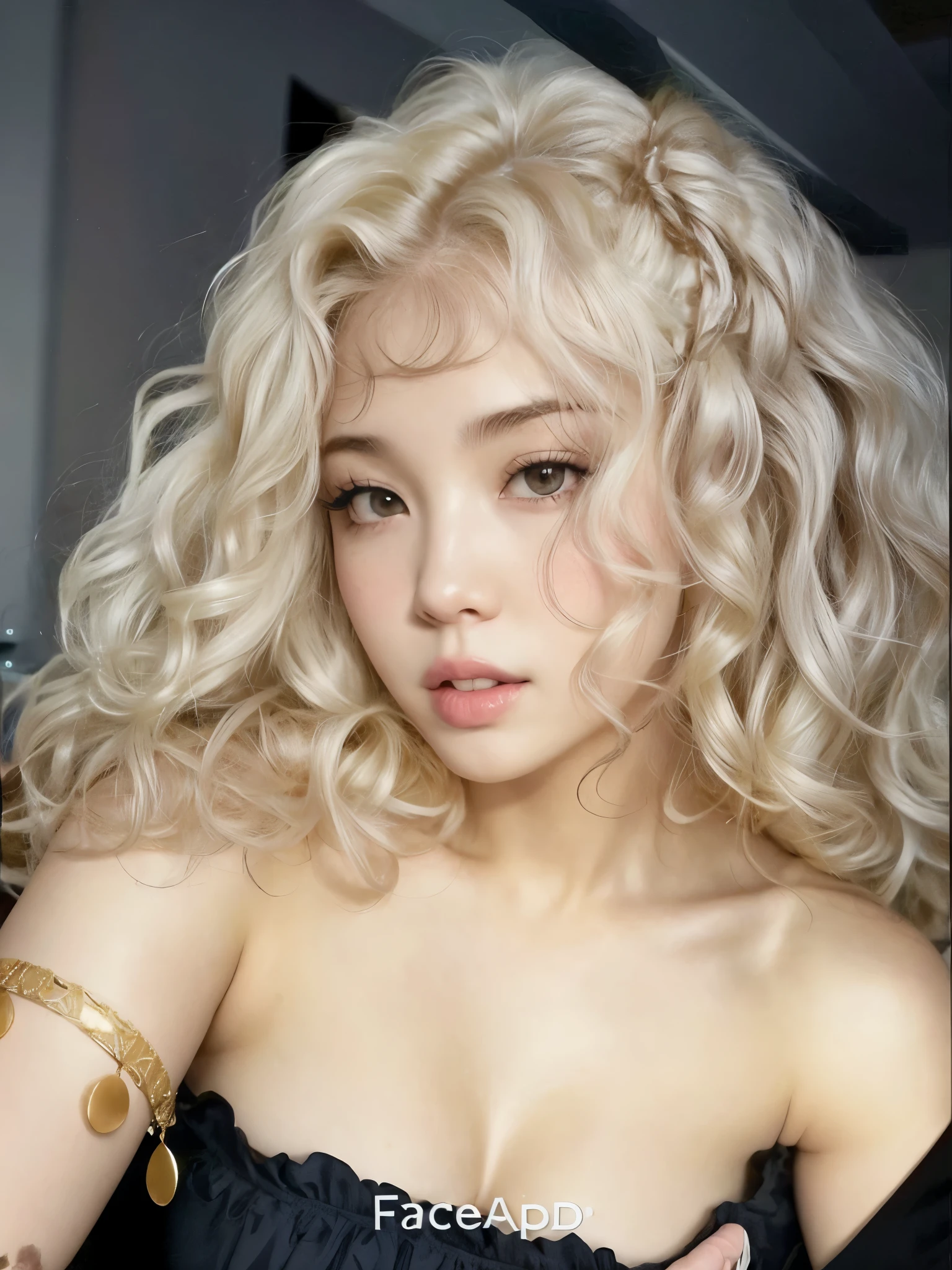un primer plano de una mujer con un pecho muy grande, pale skin Rubio rizado hair, Rubio rizadoe hair | d & d, pelo blanco y rizado, very very Rubio rizado hair, pelo blanco rizado, pelo rubio rizado, Rubio rizado, pelo rubio rizado, long fluffy pelo rubio rizado, Rubio rizado hair, long fluffy Rubio rizado hair, Rubio rizadoe hair