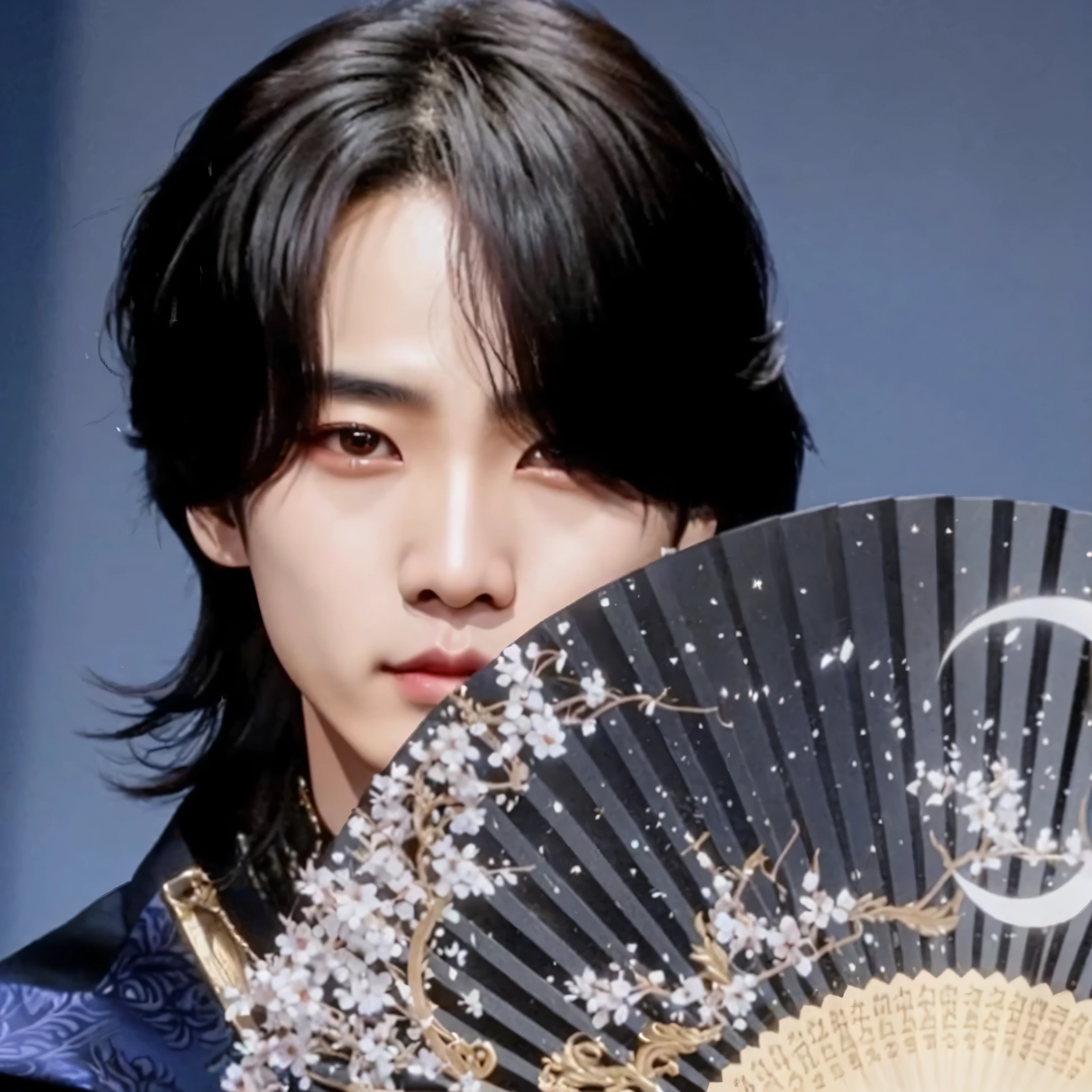 arafed asian man with a fan and blue background, Wonbin Lee, brilhante da chuva, young pale angel, hyung tae, handsome androgynous prince, com seus longos cabelos negros, delicate androgynous prince, Yanjun Chengt, Jungkook, Jinyoung Shin, handsome prince, taejune kim, Takeyuki Kanda, cai xukun, Yoon Jeonghan, Jeonghan, Yoon Jeonghan face