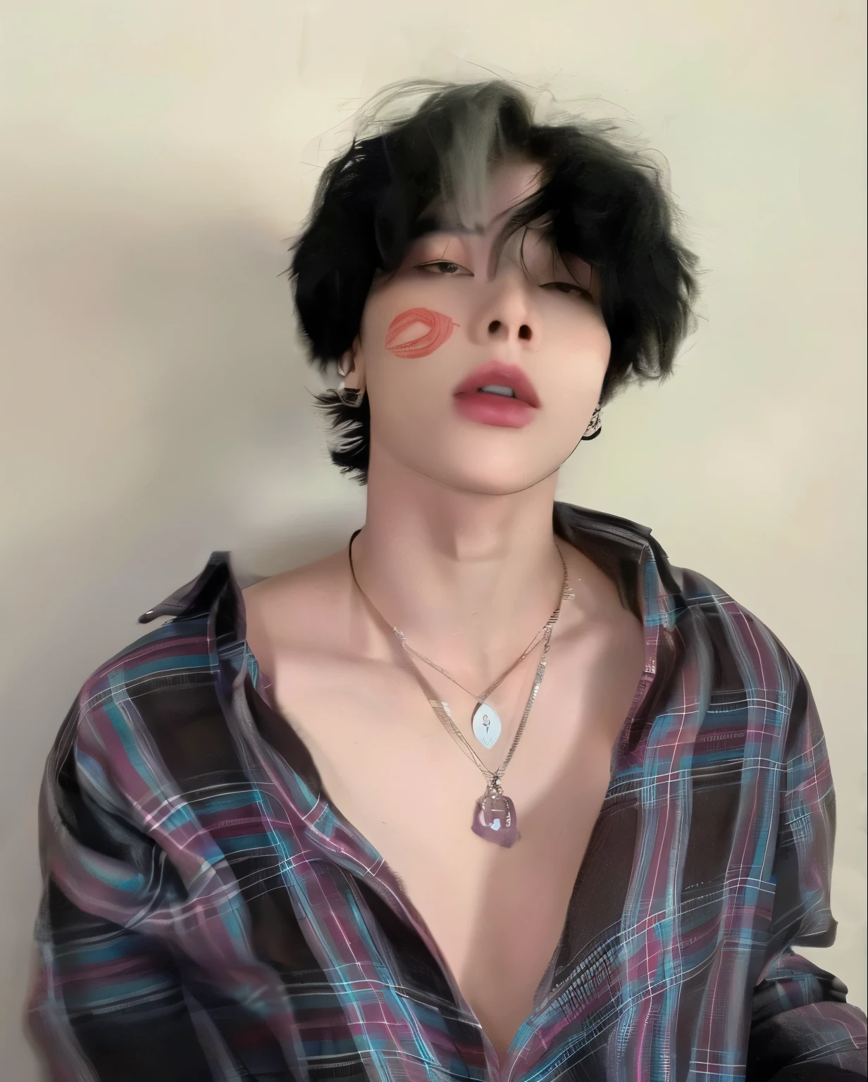 Arafed woman with pink lipstick and plaid shirt., Jimin\los labios carnosos, delicate androgynous prince, beautiful androgynous prince, androgynous, pintar ulzzang, androgynous person, park Jimin, androgynous male, cuchilla del grupo de drenaje, androginia, Jung Jaehyun, beautiful androgynous girl