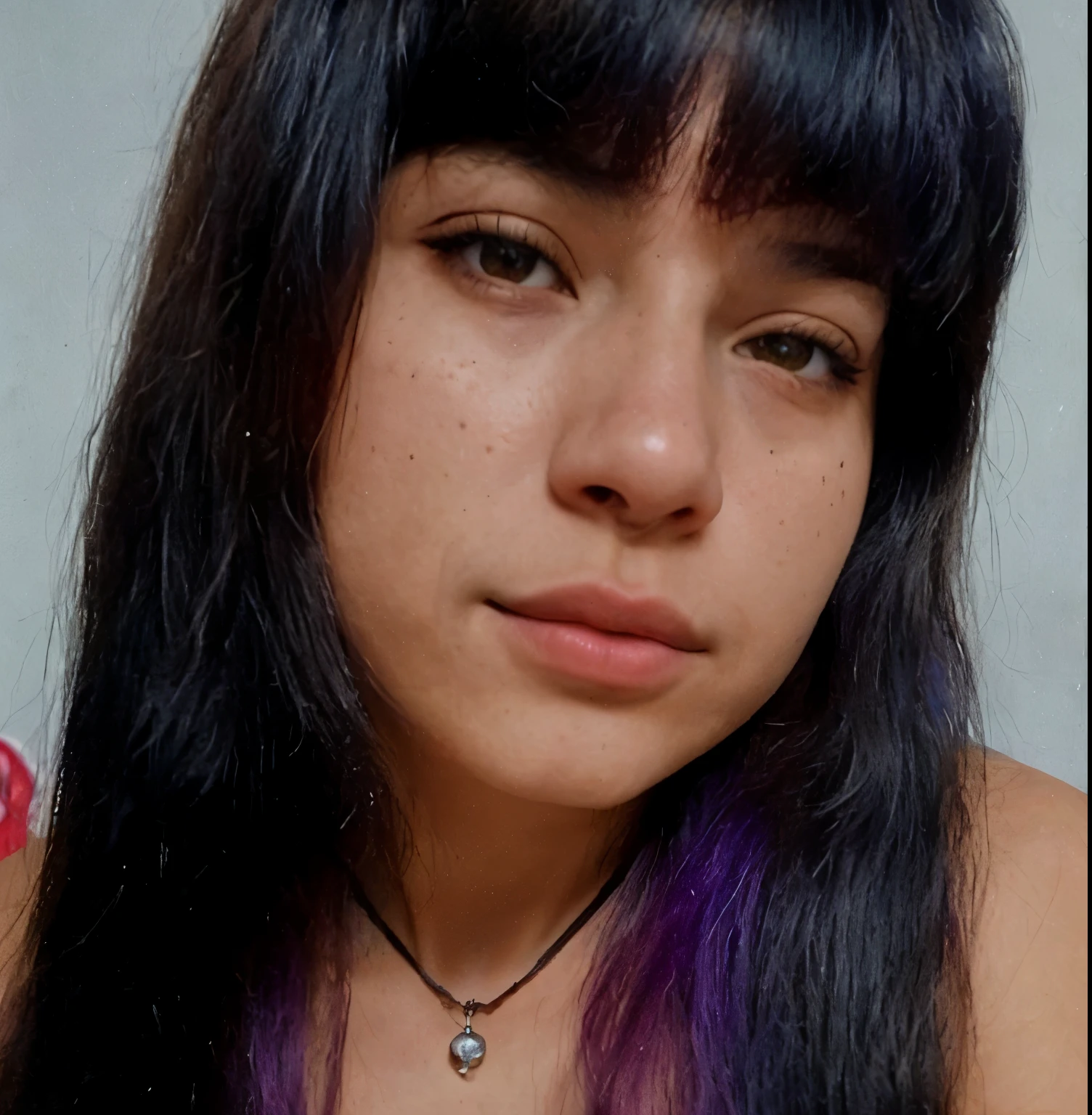 Mujer arafed con cabello largo negro y cabello morado., 18 years, 19 year old girl, verdadera locomotora, 16 years old, alani guillen, 🤤 girl portrait, lirio franco, Ayahuasca, foto frontal, cabello con flequillo negro, con pelo largo y ojos penetrantes, she is about 16 years old