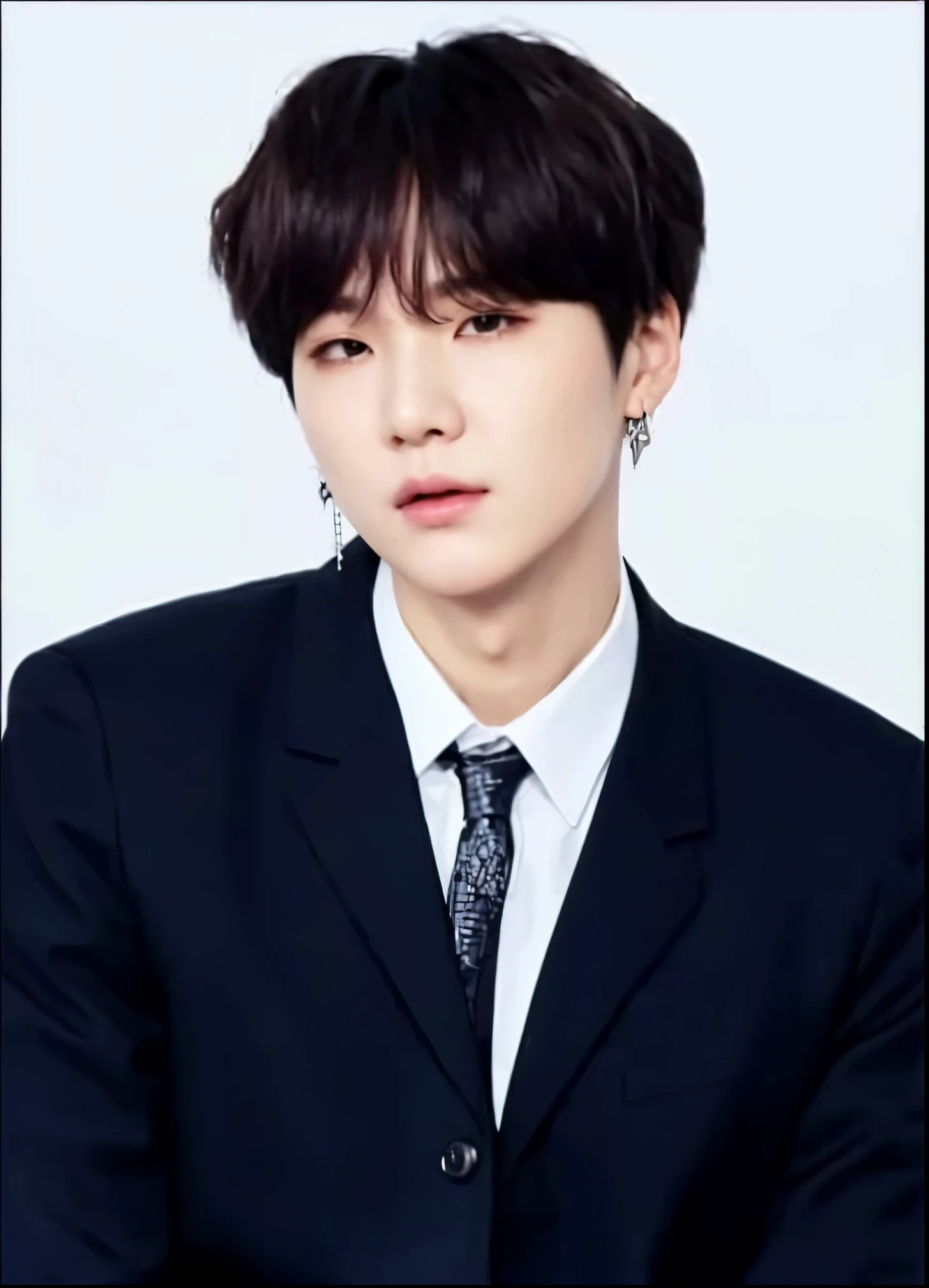 Min Yoongi, Min Yoongi idol, suga bts, Min Suga idol