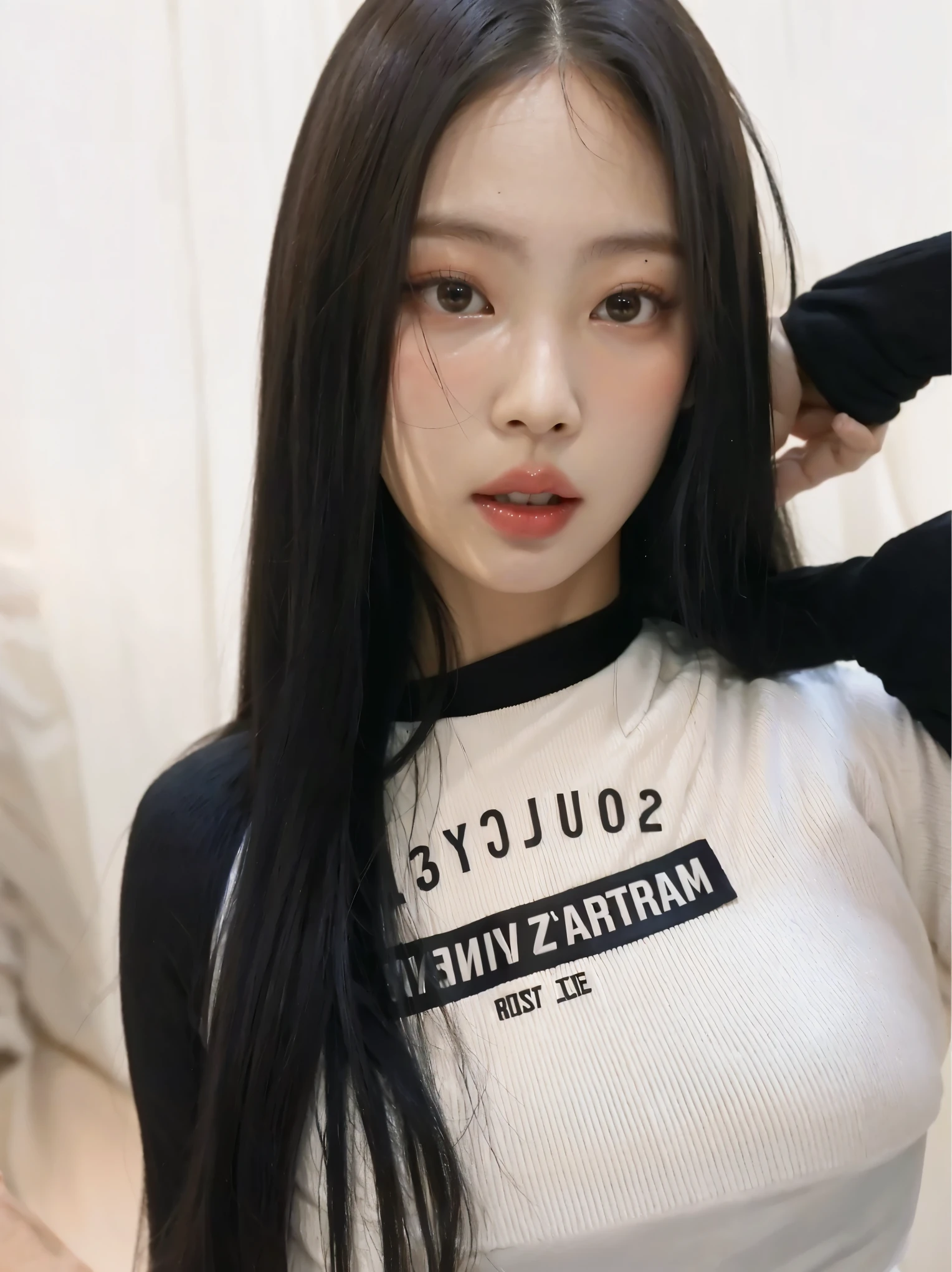um close de uma mulher com longos cabelos pretos e uma camisa branca, Ulzzang,  coreana, linda jovem coreana, linda mulher sul-coreana, cruel korean goth girl, adorable and pale korean face, linda jovem coreana, 2 modelo feminino de 4 anos, modelo de moda feminina coreana,  Asian with long hair, jennie blackpink, Jisoo do Blackpink