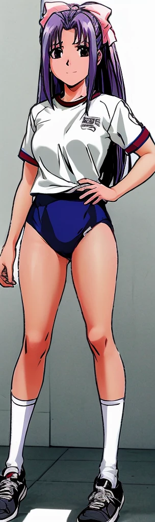Momoko Koigakubo, with her beautiful legs, stands in a white gym uniform and light navy blue bloomers that look like panties.。