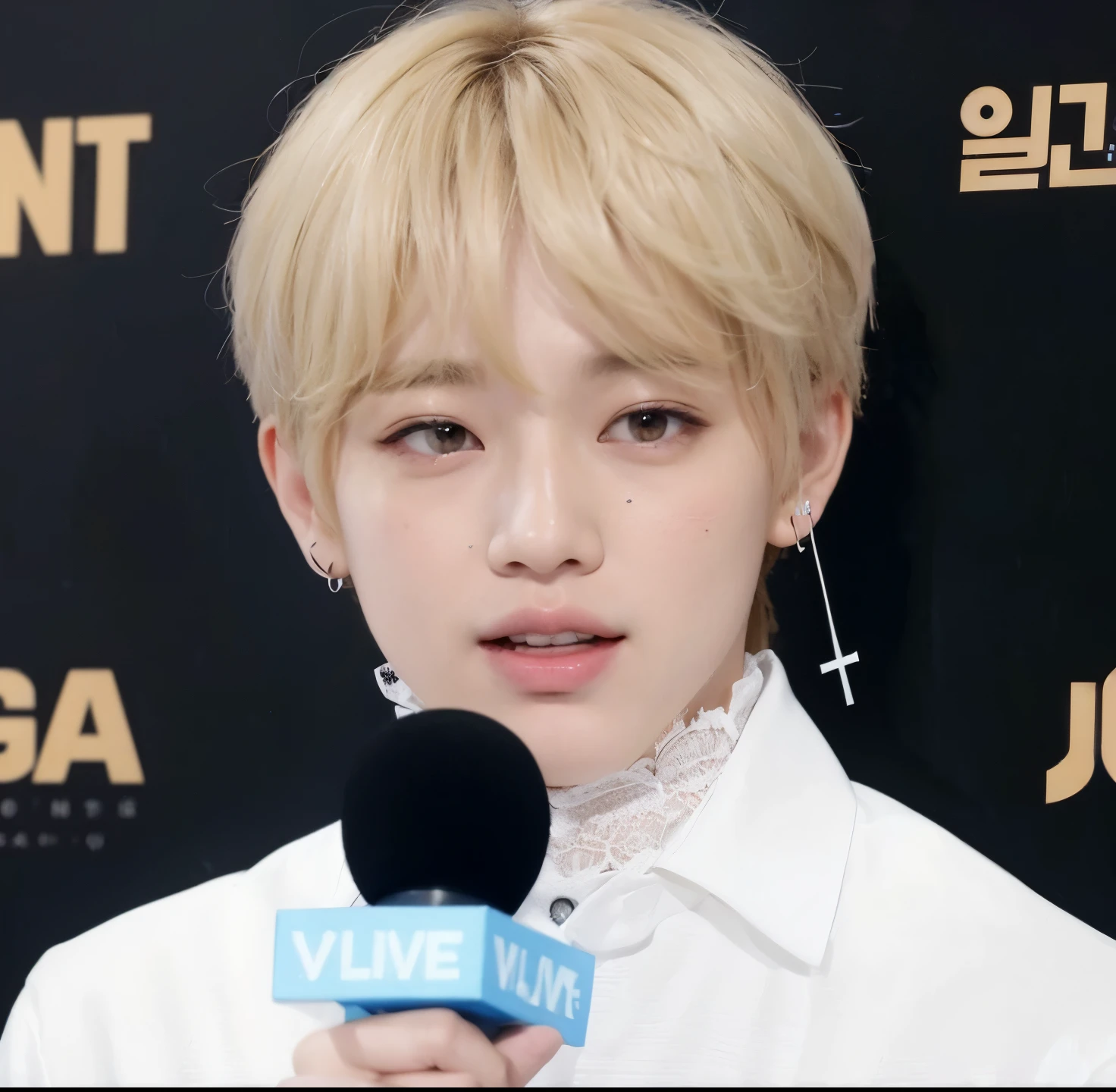 blurred image of a person making a peace sign with their hands, Parque Jimin, Jimin\the right eyelid is swollen, Jimin\the full lips, rosto preciso do Jimin, Jimin, Jimin\o nariz grego, Jung Jaehyun, adorable and pale korean face, jossi do blackpink, hyung tae, Kim Doyoung, Sun Yunjoo, Hong junho hyung
