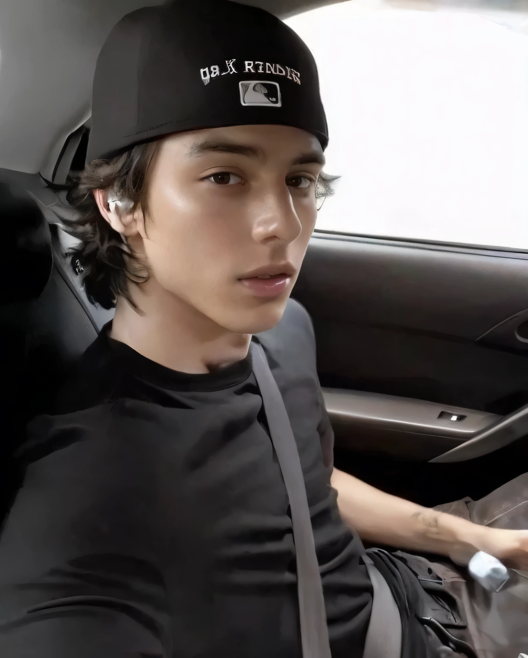 Arafed man in a car with a baseball cap on., tommy 16 years old, he is about 20 years old, he is about 2 0 years old, el esta usando un sombrero, 18 years, timothy chalamet, asian appearance, jeon Jungkook, Jungkook 16 years old, cara perfecta y chico, Lleva un sombrero destruido, Muy a favor