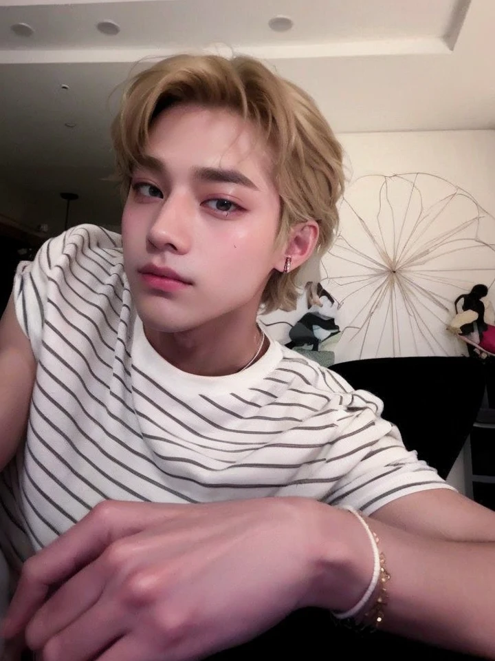 Taehyung from BTS face, foto realista, doll face, pale skin, light brown hair, ultra HD, 8k, big juicy lips