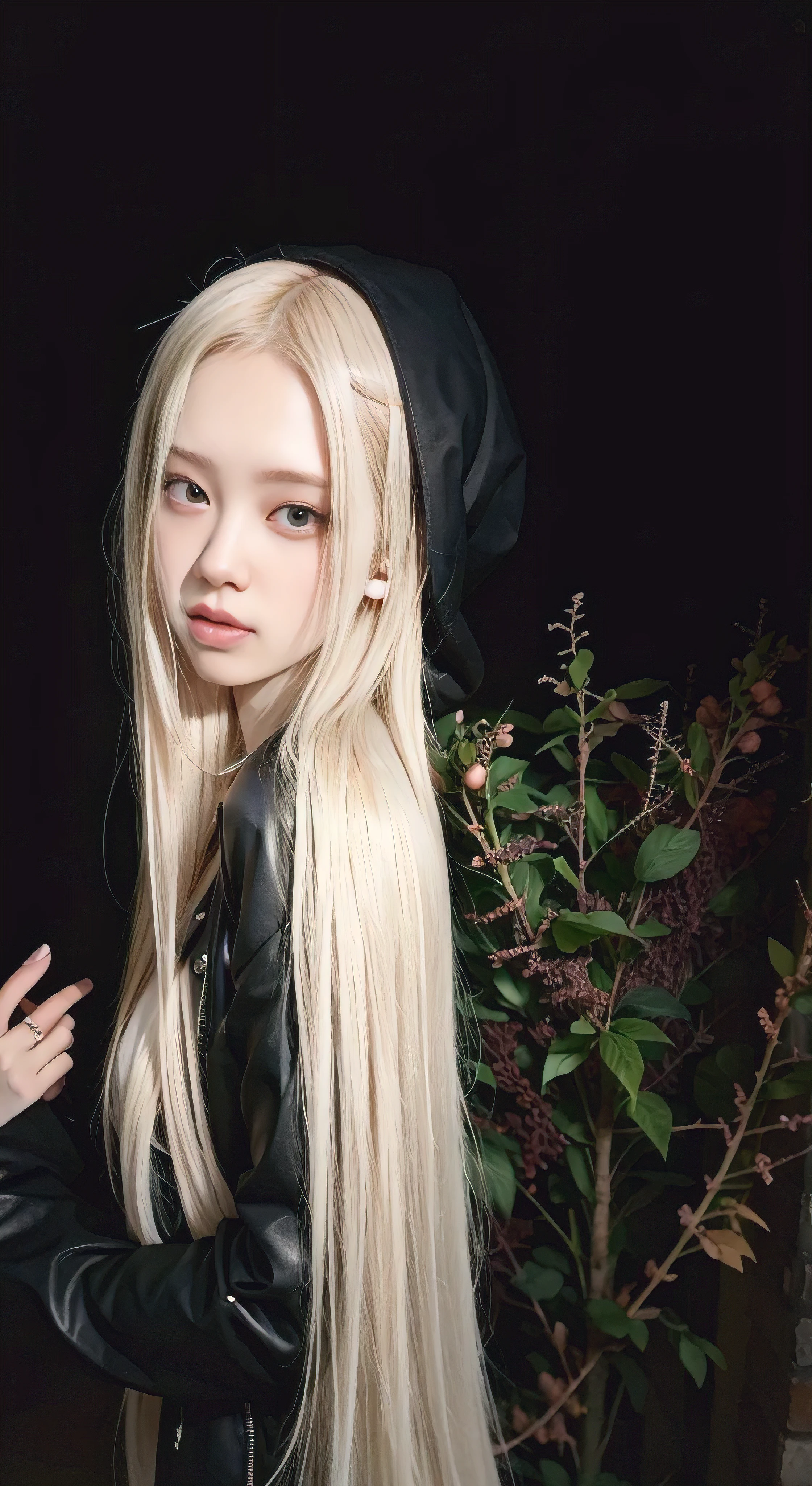 blond woman com longos cabelos brancos and black leather jacket posing for a picture, pale gothic beauty, com cabelos longos brancos, com longos cabelos brancos, cabelo loiro extremamente claro, extremely pale white skin, albino white skin pale, very very pale white skin, garota de cabelos brancos perfeita, cabelo loiro muito claro, very pale white skin, very very very pale white skin, Blackpink