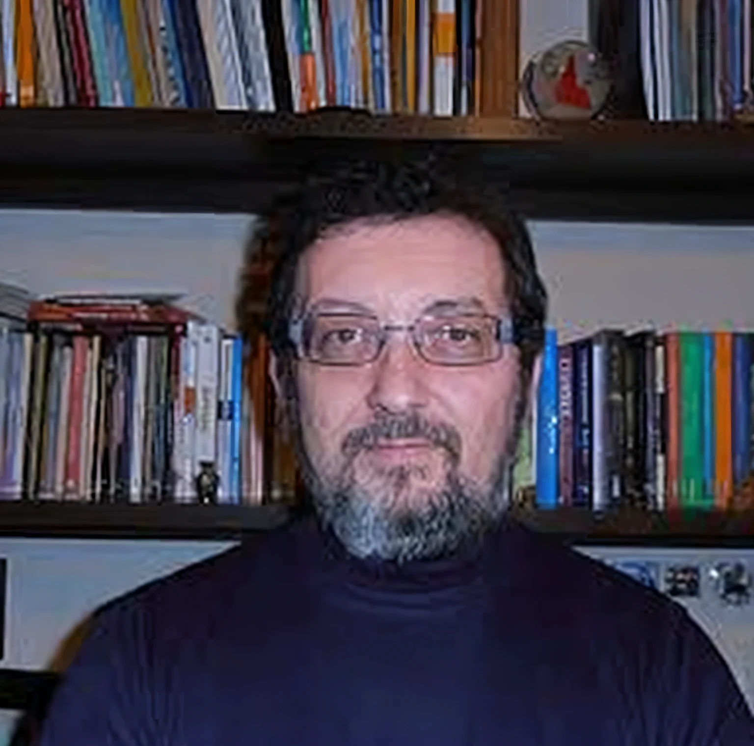 Anime of a man with glasses and a beard in front of a bookcase, Simonetti, Paulo Eleuteri Serpieri, stefano brunesci, emanuele dascanio, Giulio Rosati, Marco Bucci, roberto bernardi, leonardo fioravanti, giuseppe dangelico pino, alberto mielgo, alessandro bavari