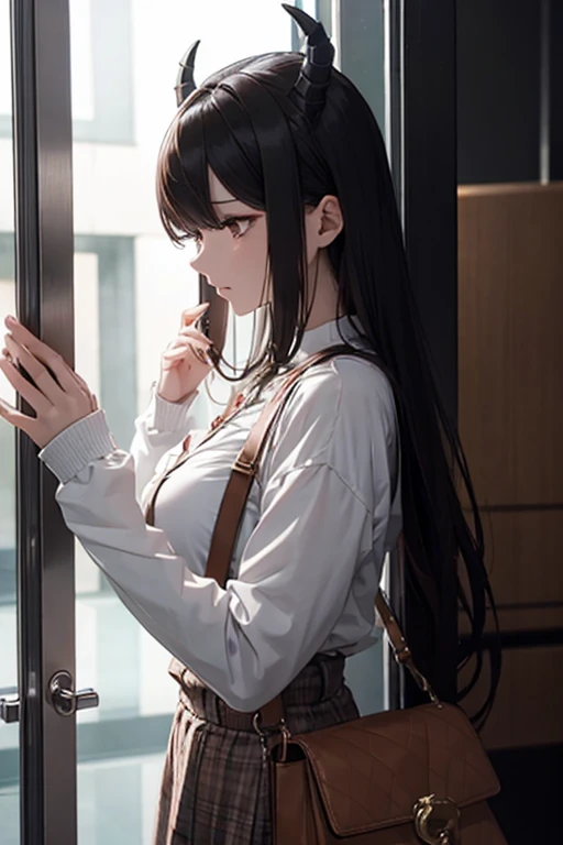 A female demon banging on a glass door with a mobile phone、bust up shot