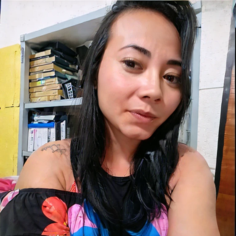 (8k, CRU, profissional, Melhor qualidade, obra de arte: 1.2), (realista, photorealista: 1.37), ultra-detalhado, (retrato grande angular de 25 mm), (pele mais detalhada: 1.2) woman , 