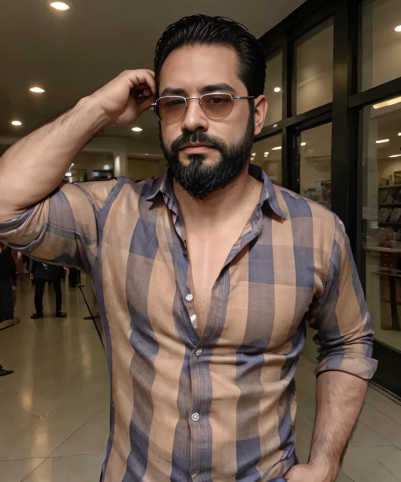 Parte superior del cuerpo, 38 year old man with beard and sunglasses. Hombre vistiendo ropa formal con camisa de cuadros, in a shopping center in Mexico.