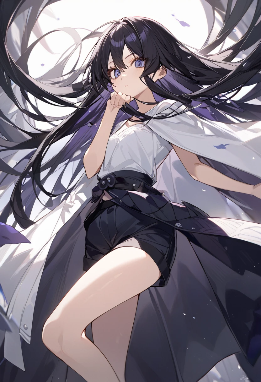 Reze tiene una figura bien proporcionada con un cuerpo voluptuoso, su piel es de tez clara. Ella es muy alta y esbelta, She has long black hair with purple tones in front of her waist with a few strands of hair framing her face up to her chin., dark blue eyes and voluminous eyelashes.
En su cuello lleva una gargantilla con un alfiler de granada que sobresale de un lado, This is because she ate a devil fruit when she was a .. Su ropa es una camisa blanca de Marin y unos shorts negros, with a cape that said “Fleet Admiral” in Japanese kanji.