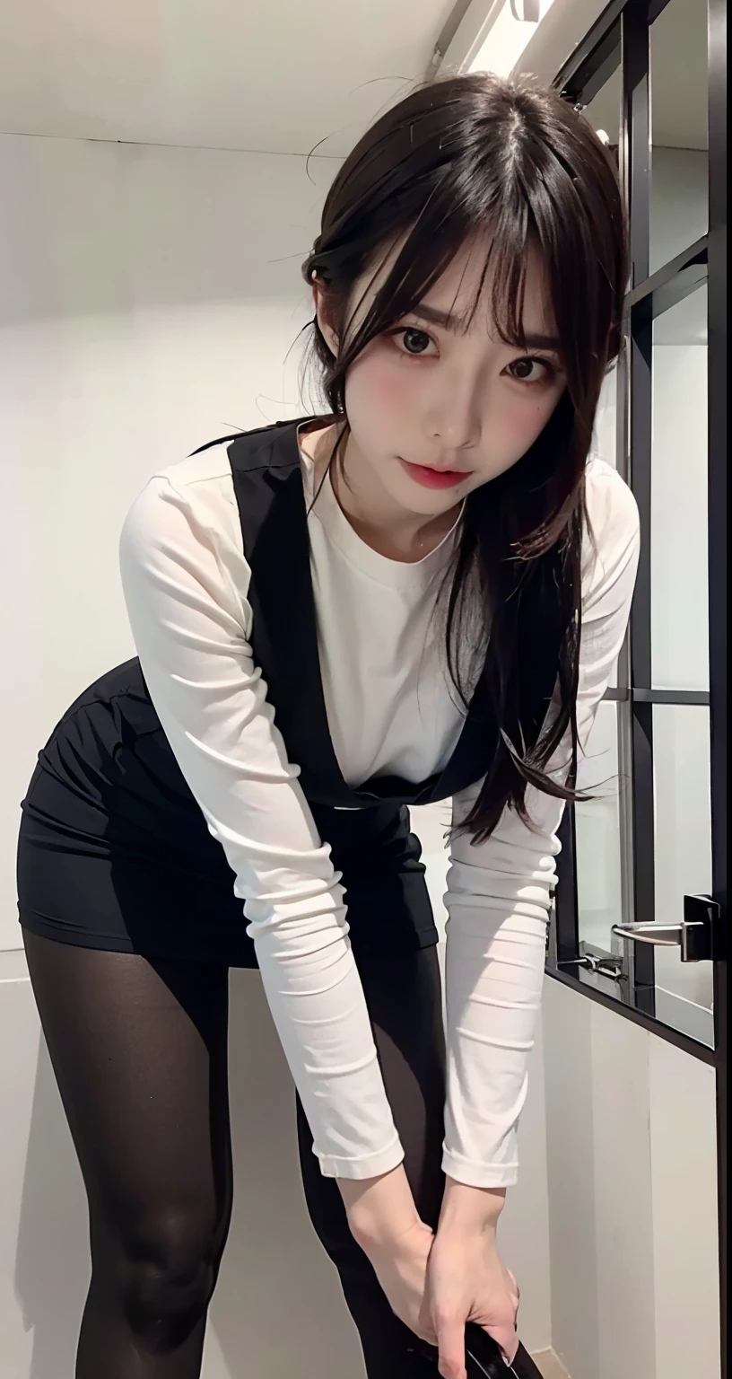 (((Kamimei、hair standing on end、sealing、Leaning forward、from below、air、ネイビーブルーofスカートスーツ、in flight、good style、令人尴尬of、red blush、Embarrassment is、oral education))),(((((Butler Suga、スチュワーデスofスーツとスカートを着用,black pantyhose、high heels))))),((at disneyland、from below))、テーブルof上に, 女of子1名, 最好of品質, Super detailed, (闪亮of), (小of)、(((with blush cheeks,一个修长of))),ray tracing,完美of照明, (乳白色of皮肤:1.2),reflection, overlook、blush, ribbon, of_eye, white collar, 低of_double tail、日本一かわいい28歳of美女、小of ribbons in the hair、Contrast legs