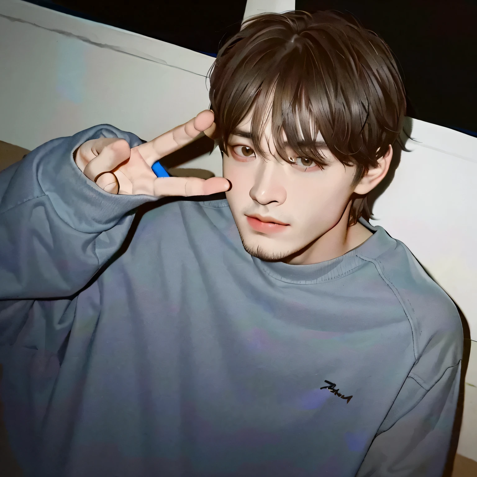 Arafed hombre con una camisa negra y una sudadera con capucha negra, cai xukun, pintar ulzzang, handsome japanese demon boy, foto de perfil en la cabeza, xqc, contraction transmitter / jugador ludwig, sakimichan, cuchilla del grupo de drenaje, 1 7-year-old boy with a thin face, El chico tiene el pelo negro corto., foto de perfil 1024px
