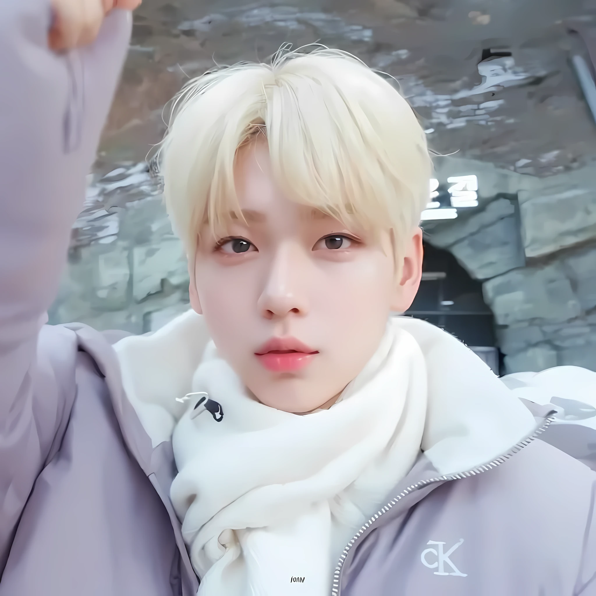 Ulzzang boy, ulzzang, Korean ulzzang boy, boy, cute face, cute eyes, cute, blonde hair, choi soobin, soobin from txt, choi soobin, soobin, small smile
