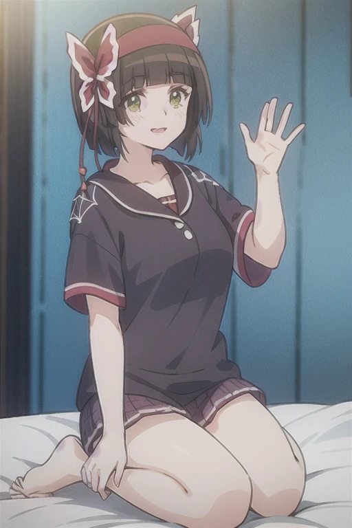 Short sleeve pajamas, smile,A big red hair ornament on the head,tukimichi_spider