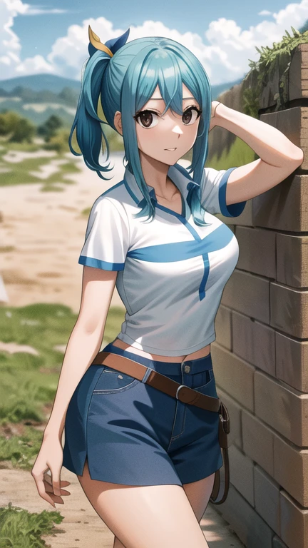 Obra maestra, mejor calidad, high resolution, Lucy Heartfilia, pelo rubio, pelo largo, pechos grandes, Camisa blanca, sin mangas, belt, falda azul, tiro de vaquero, de pie, mirando al espectador, al aire libre