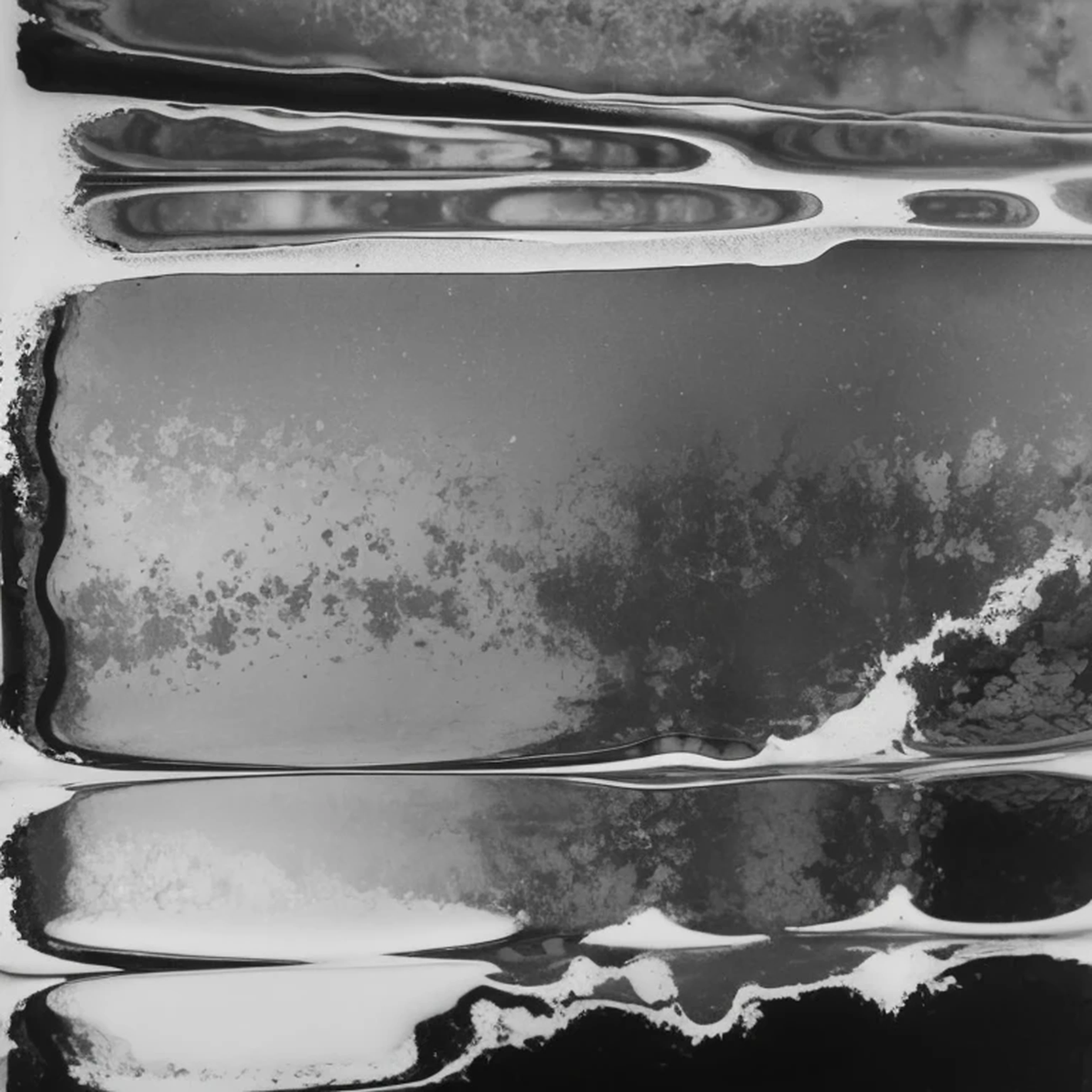 Close-up photograph taken under a microscope、African textile texture. photograph, Gelatin Silver Process, Water caustics, Grayscale particles 1 9 6 0, Abstract detail, Gelatin Silver Process photo, metal plate photograph, photographed on damaged film, Black and white film grain, The subtle details, ( ( Abstract ) ), The liquid shadow is swallowed