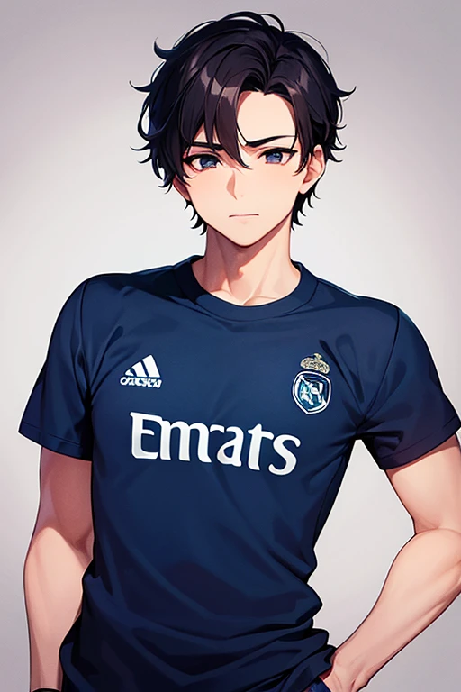 jugador de futbol hombre joven con camisa del real Madrid con el numero 2 en el pecho y con pelo negro y ojos azules
