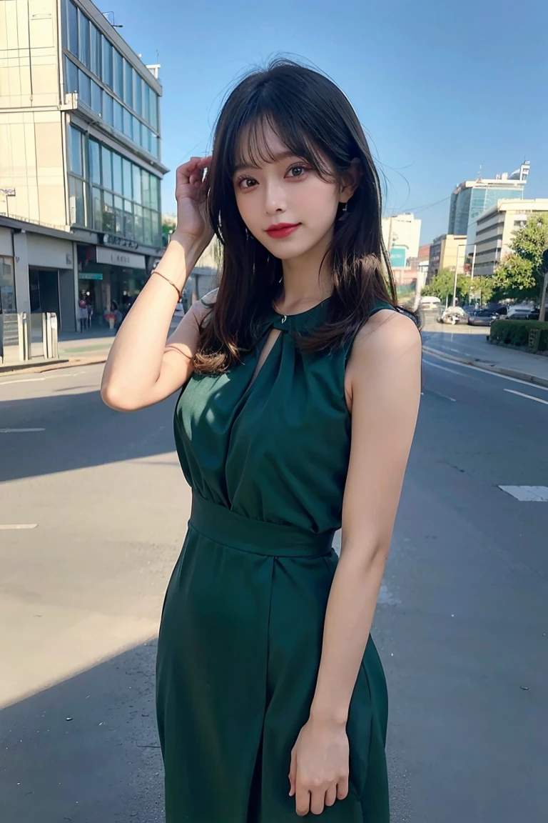 Mulher, grandes seios, bunda grossa, coxas grossas, vestido verde claro, cabelo curto, cabelo castanho escuro, colar, watch on arm, Late afternoon scenario, Panoramic, grande vista da cidade, corpo todo, estilo anime, anos 90, sorrindo