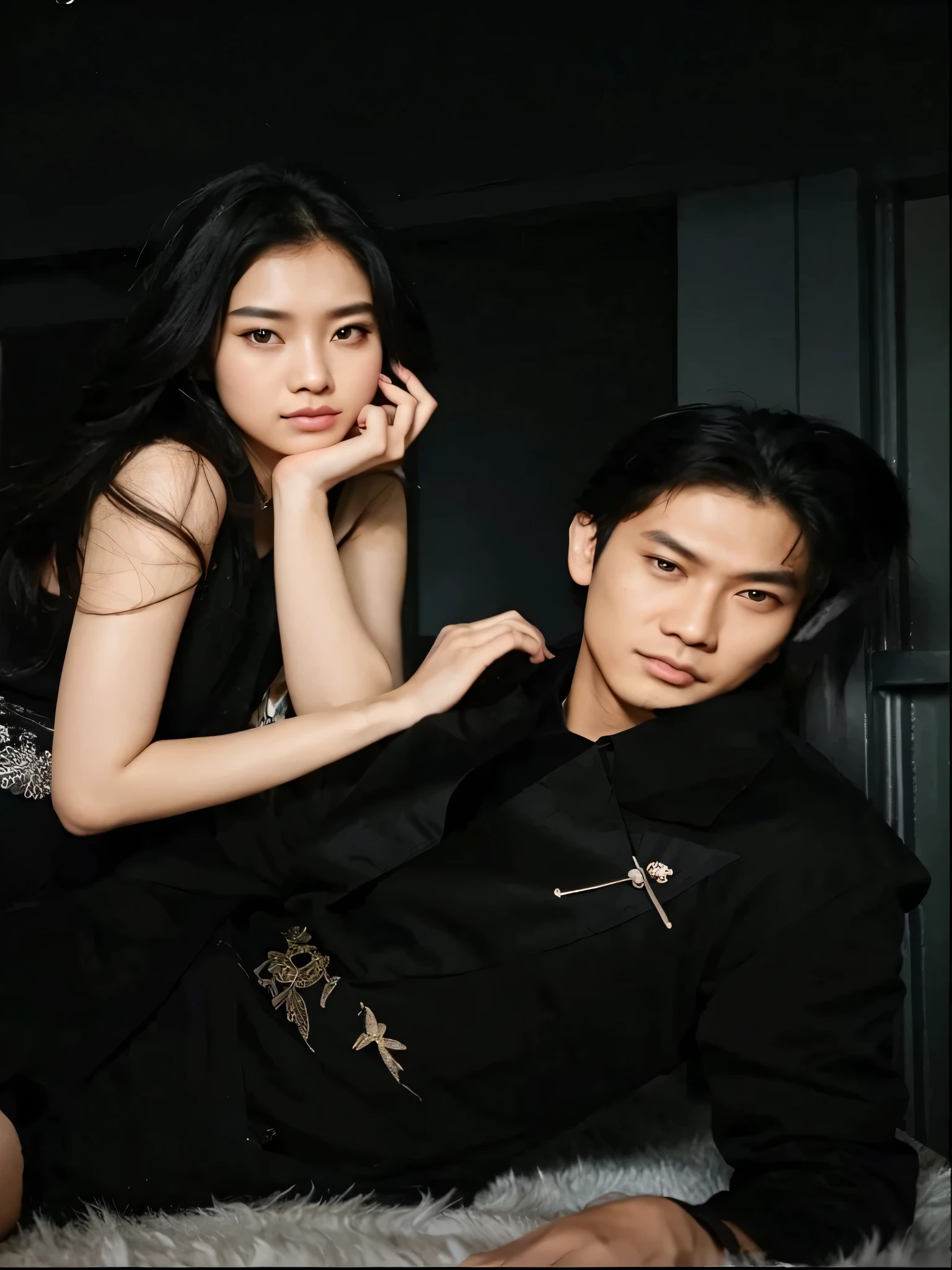 buatkan foto full body,foto yang menunjukkan pasangan Asia sedang melakukan photoshoot,pasangan elegant,seorang wanita Asia cantik,rambut panjang,posisi tengkurap mengenakan gaun hitam ,tangan kanan menopang dagunya dan tangan kiri pegang pegang badan seorang pria Korea tampan LeeMinho yang mengenakan stela jas warna hitam sedang setengah bersandar di dinding,pandangan sangat serius dan fokus ke kamera,foto terlihat jelas dan nyata.