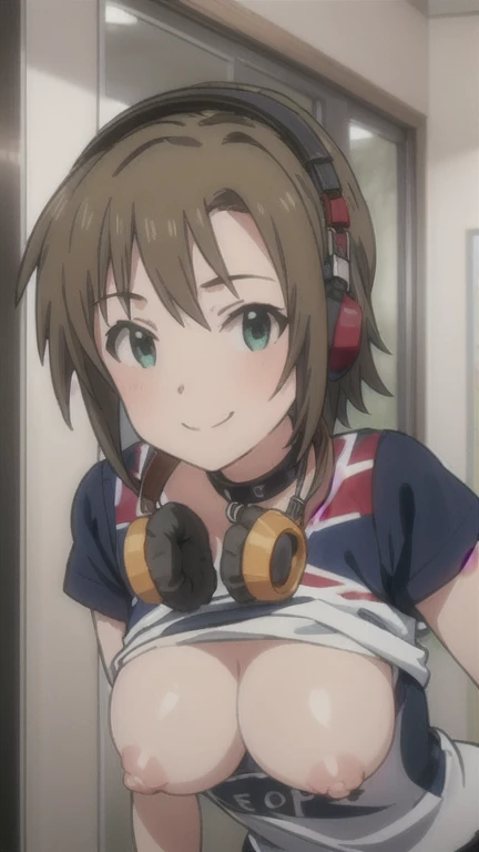 (((Pixel Perfect, Perfect in every detail))), alone, One girl, To complain, T-Shirts, Union Jack, choker, Headphones around the neck, smile, View your viewers、Nipples are visible