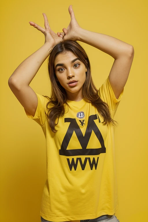 Criar um logotipo original e diferente de tudo o que possa aparecer nas redes sociais. that highlights the letter W for the WACKY DESING brand. Em amarelo. Minimalista. Marca que vende t-shirts.