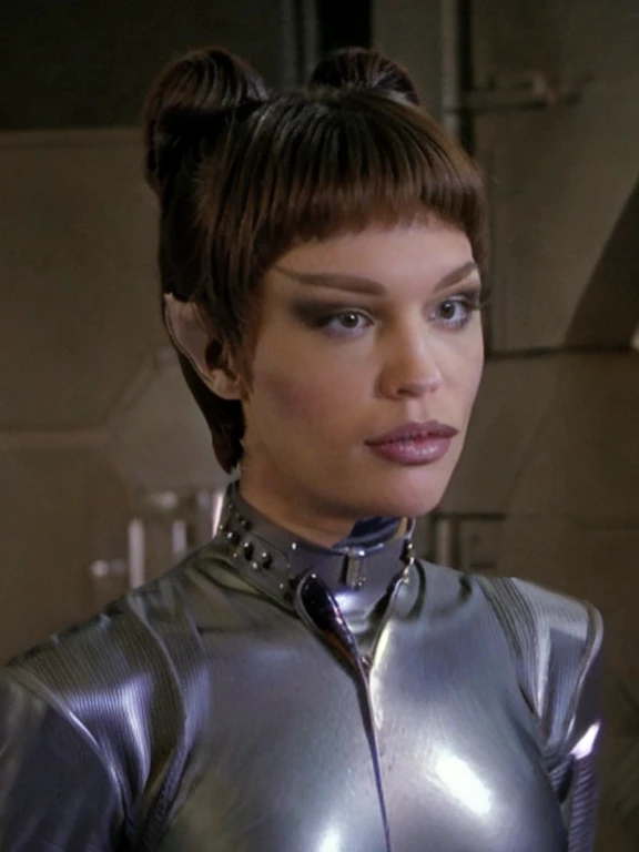 tpol , pointy ears, very short brown hair. PA7_Photo latex metal collar