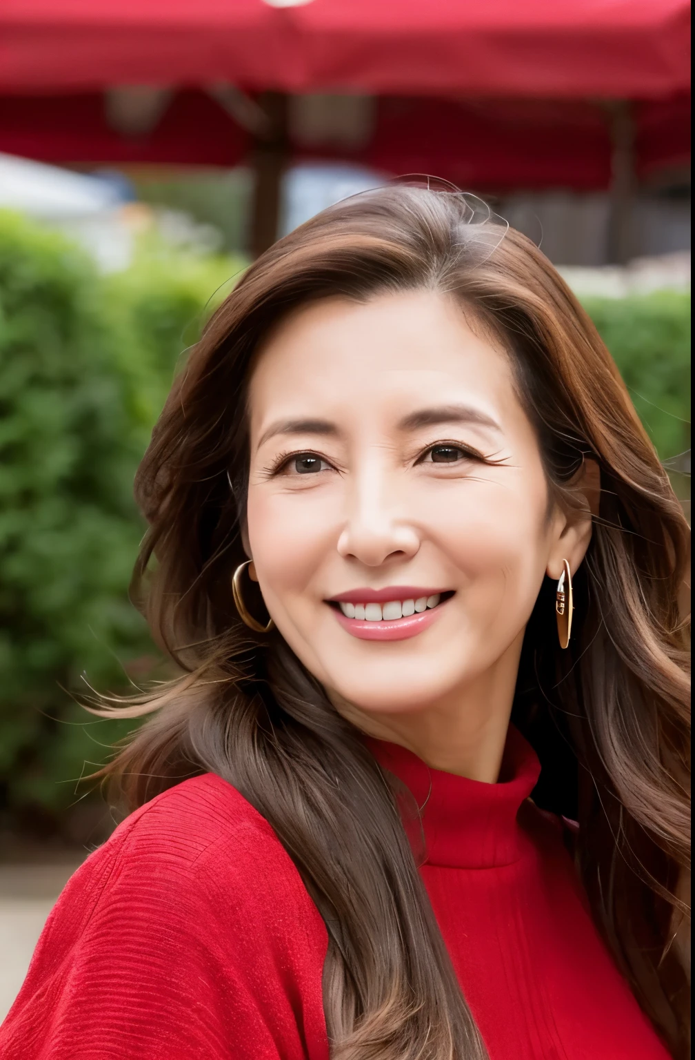 White collared shirt on top、Your breasts are clearly visible、Semi-mature women born in their 50s、Wrinkles around the eyes、Black clothing