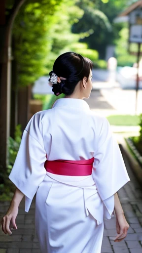 Walking around in a kimono、