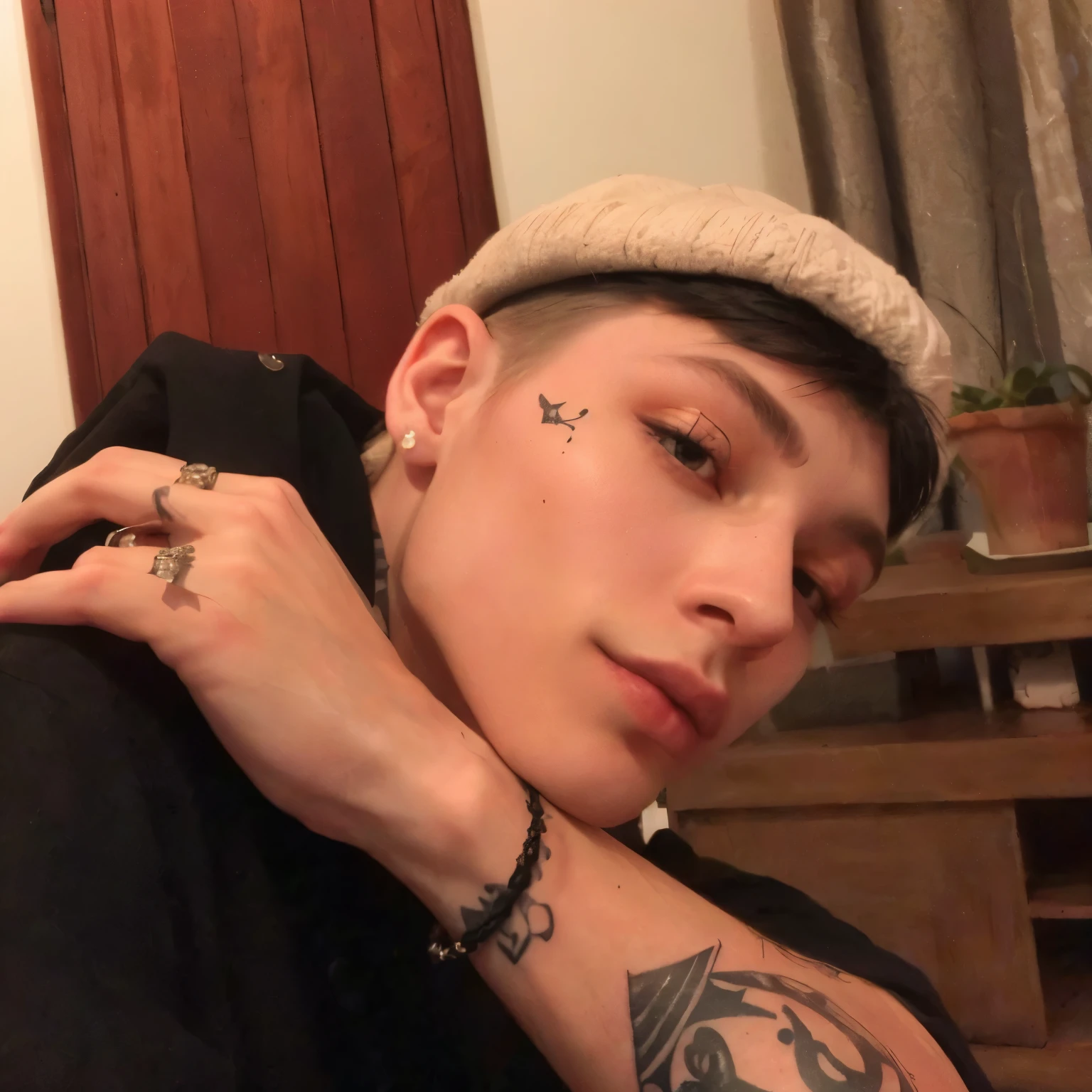 sharp man with a tattoo on his arm and a hat on his head, androgynous face, androgynous person, beautiful androgynous girl, androgynous male, um non-binary model épico, androgynous, portrait androgynous girl, non-binary model, androginia, imagem de perfil, delicate androgynous prince, beautiful androgynous prince