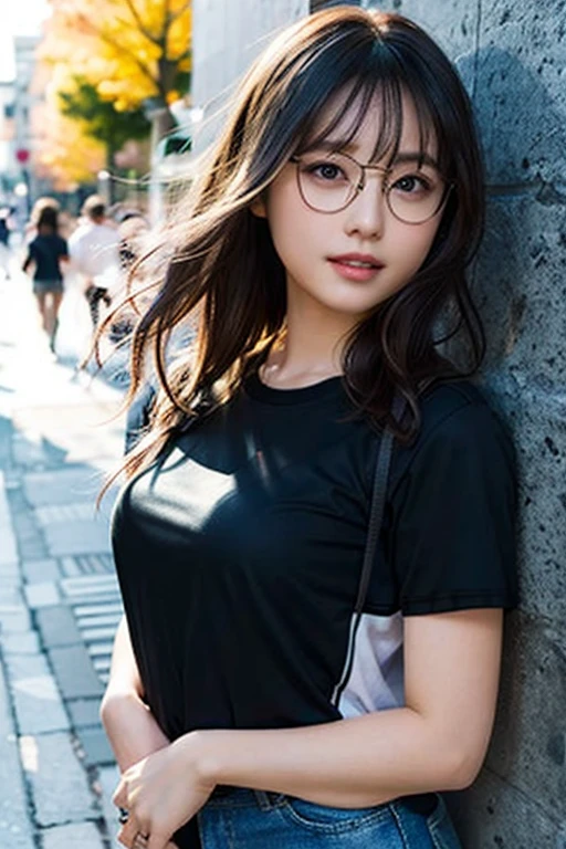 (8K、Raw photography、top-quality、​masterpiece:1.2)、(realisitic、Photorealsitic:1.37)、ultra-detailliert、超A high resolution、1 girl、29yo、see the beholder、beautifull detailed face、Smile、Constriction、(Slim waist) :1.3)、Beautiful detailed skin、Skin Texture、well-shaped breasts、Floating hair、Hair bunched into one、(tshirts:1.4)、Professional Lighting、Autumn afternoon、In the street、(((Black square glasses )))、Whole human body、Black hair、((Shameful appearance))、