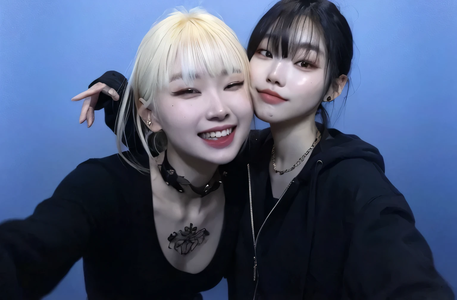 un primer plano de una mujer con cabello largo y vestido dorado, ulzzang, Yanjun Chengt, Jinyoung Canela, Xision Wu, realista. cheng yi, Modelo IG | tipo germen, cute aesthetic with flutter, jaeyeon nam, kim taejin, heonhwa choe, Hermoso rostro estetico, shaxi, 18 years