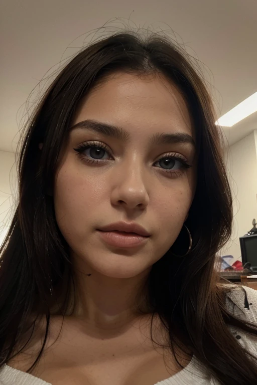 mujer arafed completamente , chica sexy con ojos azules, ultra realista, meticulosamente detallado, Retrato de Sophie Mudd, cabello rubio y ojos grandes, selfie de una mujer joven, ojos dormitorio, violeta myers, sin maquillaje, maquillaje natural, Looking directly at the camera, cara con artgram, maquillaje sutil, Impresionante foto de cuerpo completo arrodillado en la cama., en el dormitorio, medium to large bust size