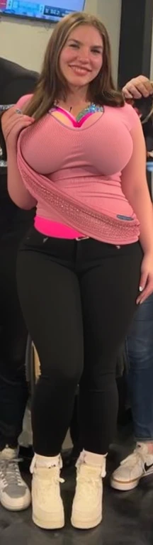 red-lips, sorrindo, (blonde hair, longa hair, plus size e altamente detalhada), blue shirt with a knot on the front, saia curta transparente,  Visible, (rosto de alto detalhe), legs visible, pubic hair, (cabelos LOIROS muito longos), melhor qualidade, ultra high-resolution, (fotorrealista: 1.4), Rim lighting, pelos pubianos peludos, loja shopping, pessoas, crowd.