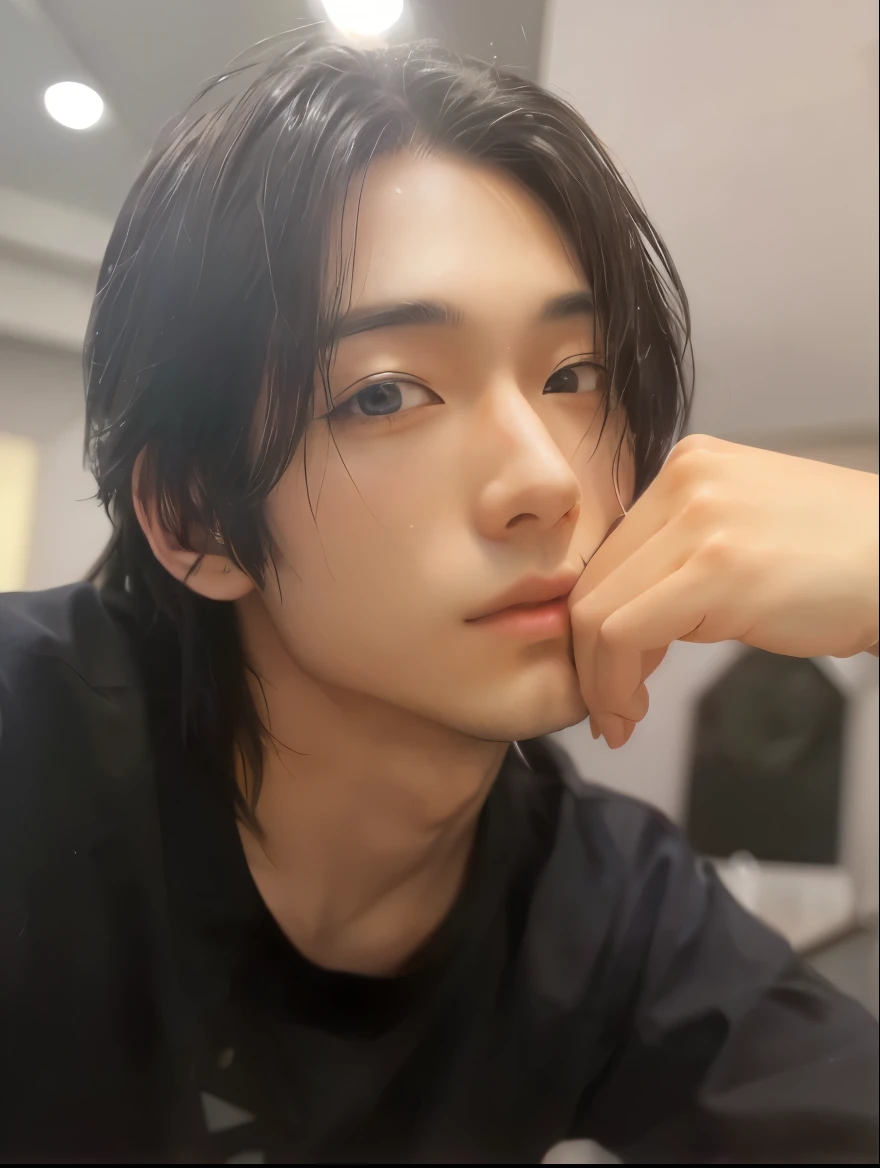 There is a man who is sitting with his hand on his chin, [ Fotorrealismo 4k ]!!, Kentaro, made with anime painter studio, estilo de arte de anime realista, estilo de realismo de anime, anime hiper realista, [ Fotorrealismo 4k ]!!!, fotorrealista!!!!!!! Estilo de arte, anime semi-realista, anime realism, estilo anime 3 d realista, fotorrealista anime