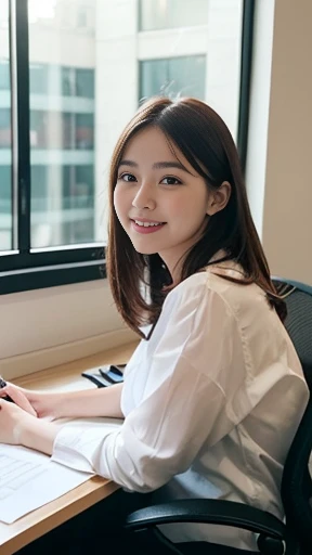 The image is、It is rendered in ultra-high resolution of 8K.。In a well-lit office、A young woman who has just started working as a new member of society is sitting at her desk。She is wearing modern business attire.、Smiling confidently at the computer screen。On the desk, documents and stationery are neatly arranged.、I can feel her passion for her work。From the office window、Bright light pours in、It conveys a comfortable working environment。