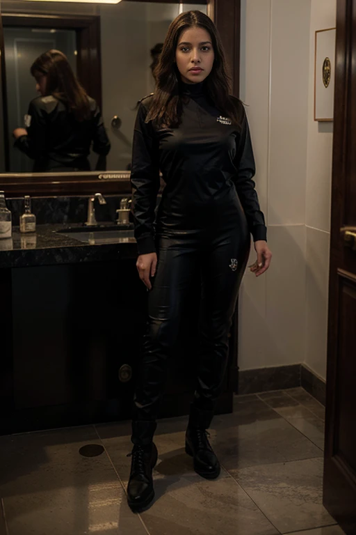 Hay una mujer uniformada parada frente a un cuadro, (((full body))), reina del mar, simona sbaffi es la capitana, uniformes de marinero femenino, still from a live action movie, chicas del barco, screenshot from a movie, scene from a live action movie, como oficial de la flota estelar, wearing dark maritime clothing, en uniforme negro, chica vestida de uniforme.