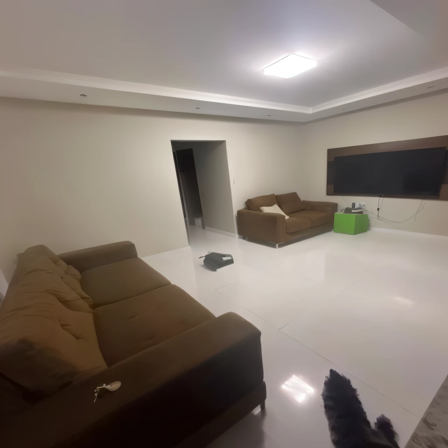 there is a living room with a couch and a tv in it, grande piso aberto 8 k, sala mobiliada, White L-shaped sofa, apartamento chique, a partir de 8k fosco, one sala grande, casa completa, imagem da listagem, sala de estar, grande sala aberta, large and spacious room, sala grande, 8k sem desfoque, imagem ultra realista, everything is carpet and 3d light tones wall painted in the color papelpico add a mirror at the entrance