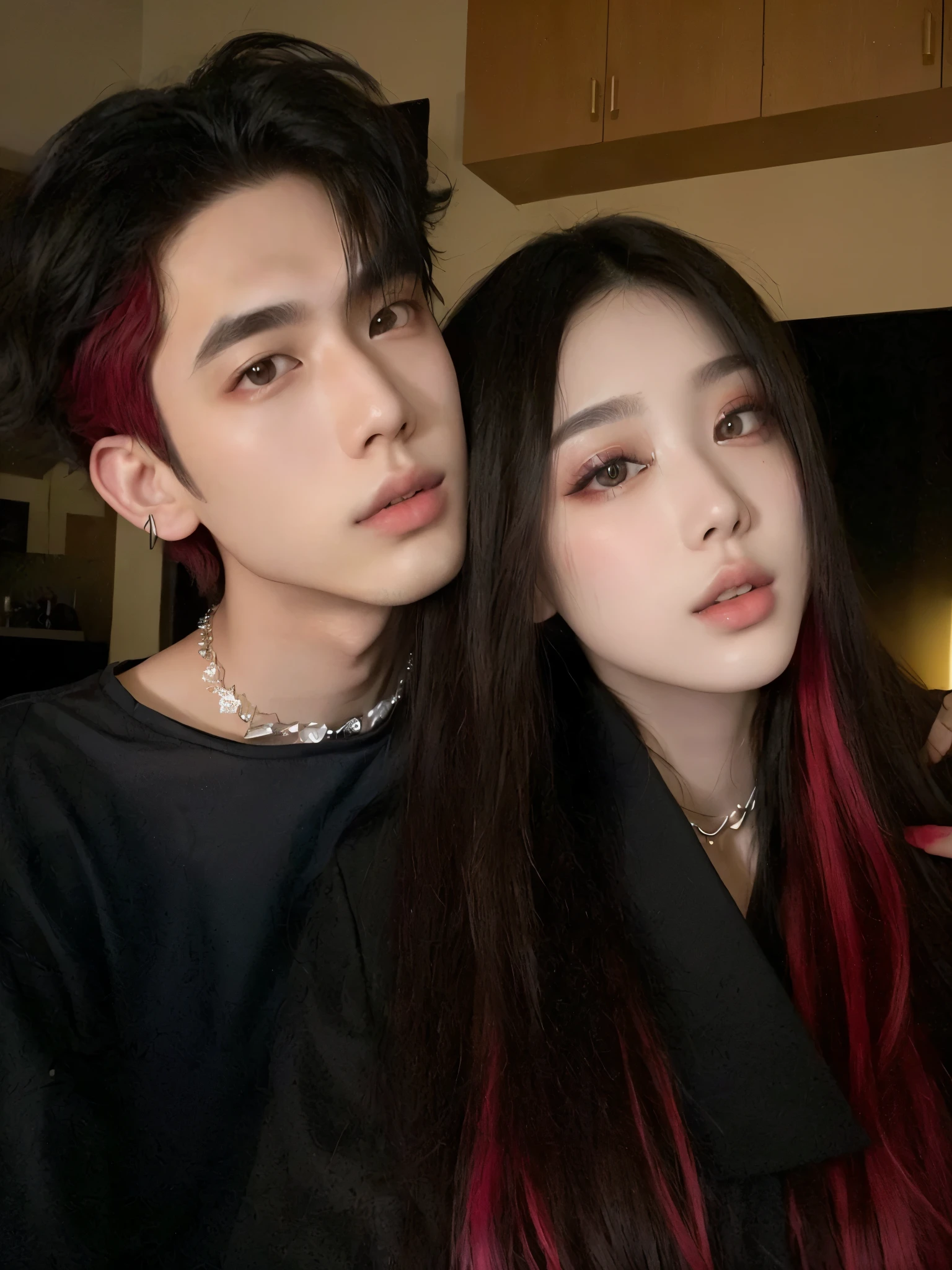 Araffe y una mujer con el pelo largo posando para una foto., cai xukun, kda y sam que, con negro, nixeu y sakimichan, ulzzang, foto de perfil, cruel korean gothic girl, con el mismo peinado, ruan jia and brom, estan cerca el uno del otro, contactos rojos, ambos tienen labios rojos, pareja adorable